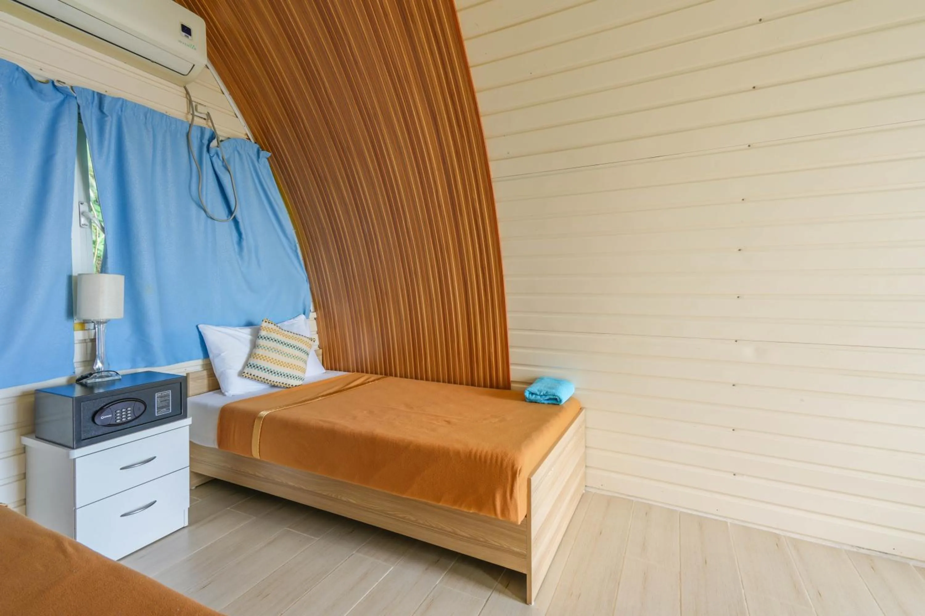 Bed in Destino Beach Resort and Hotel