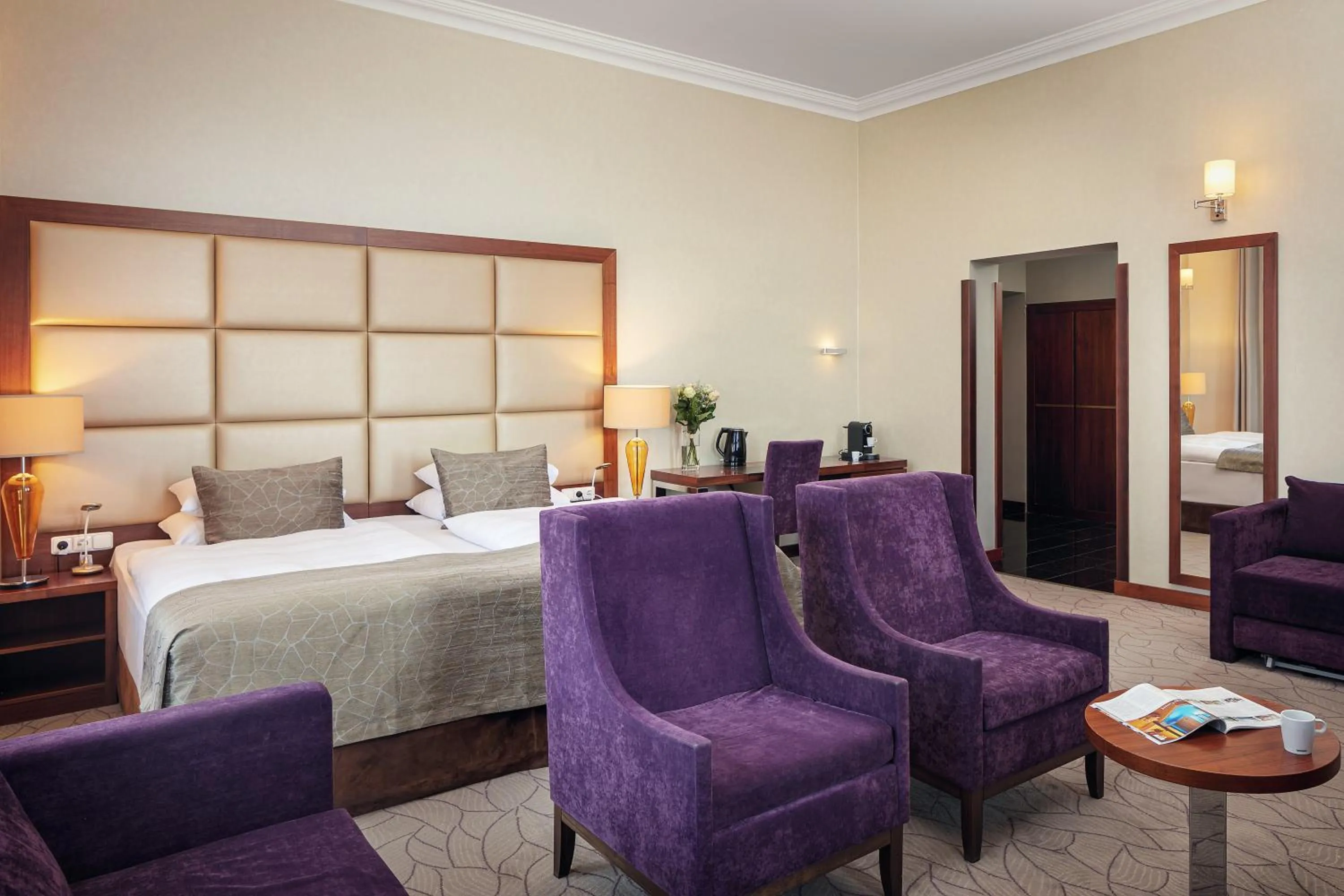 Bed in Kosher Hotel King David Prague