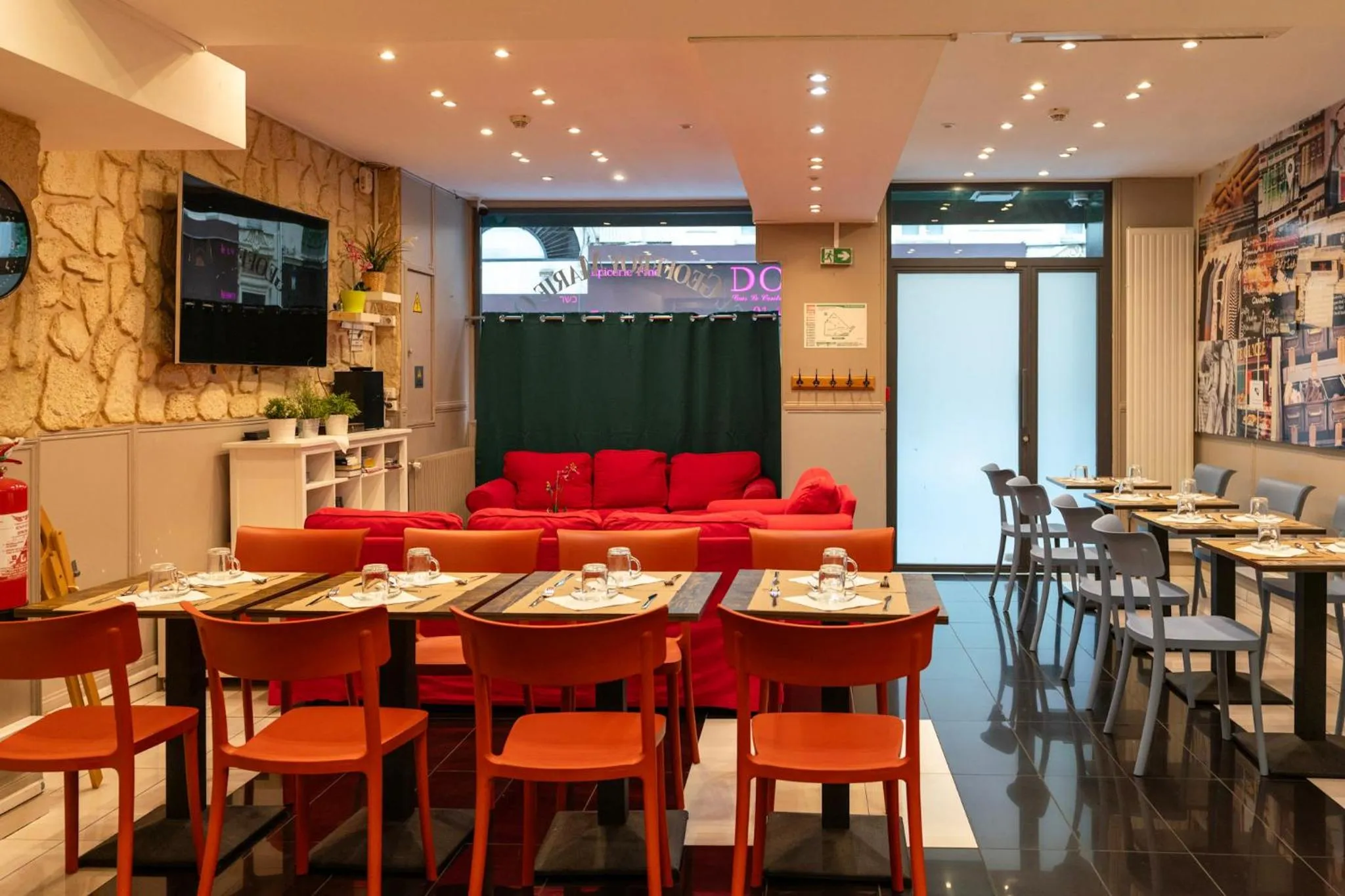 Living room in Hotel Geoffroy Marie Opéra