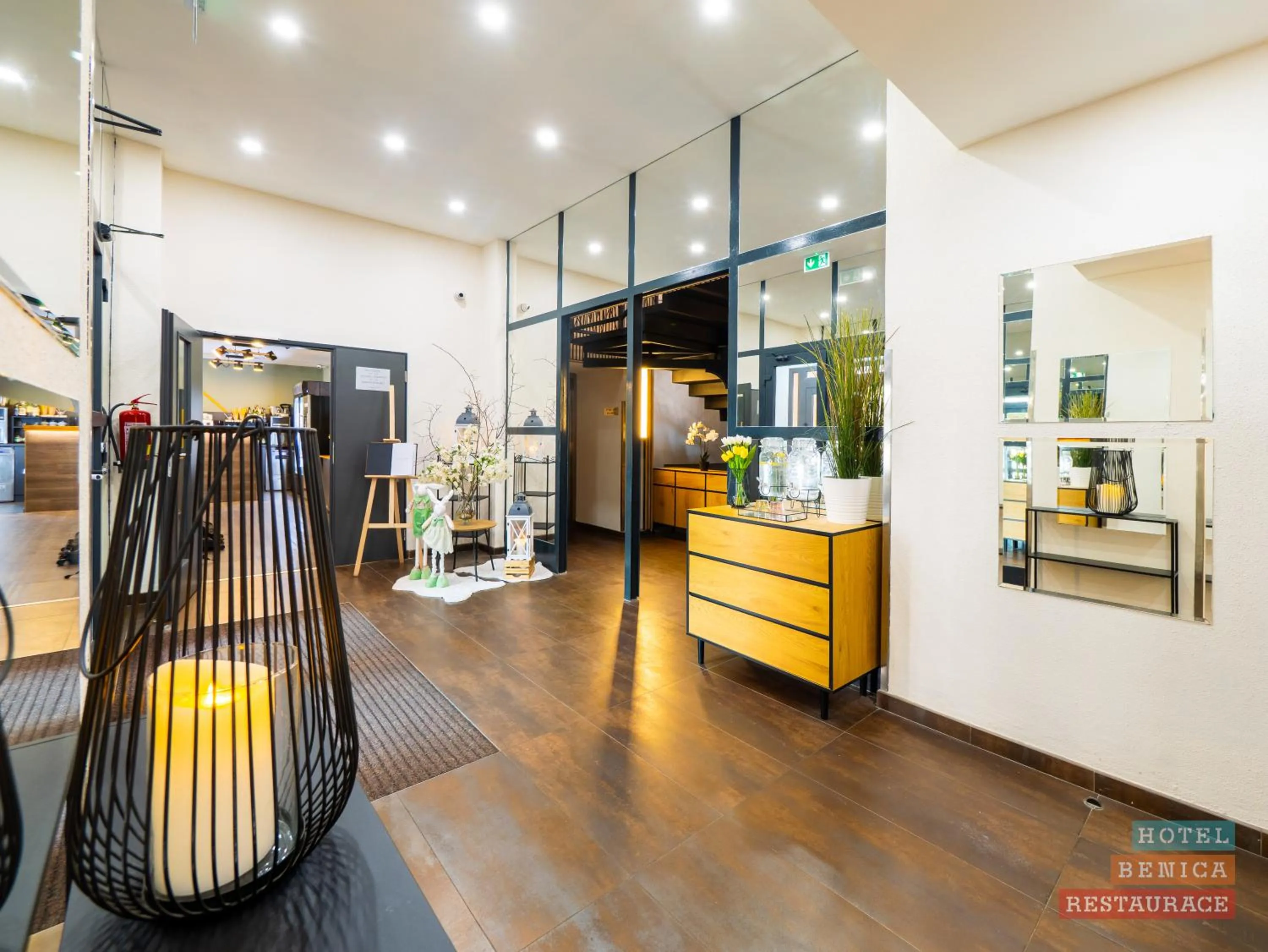 Lobby or reception in Hotel Benica