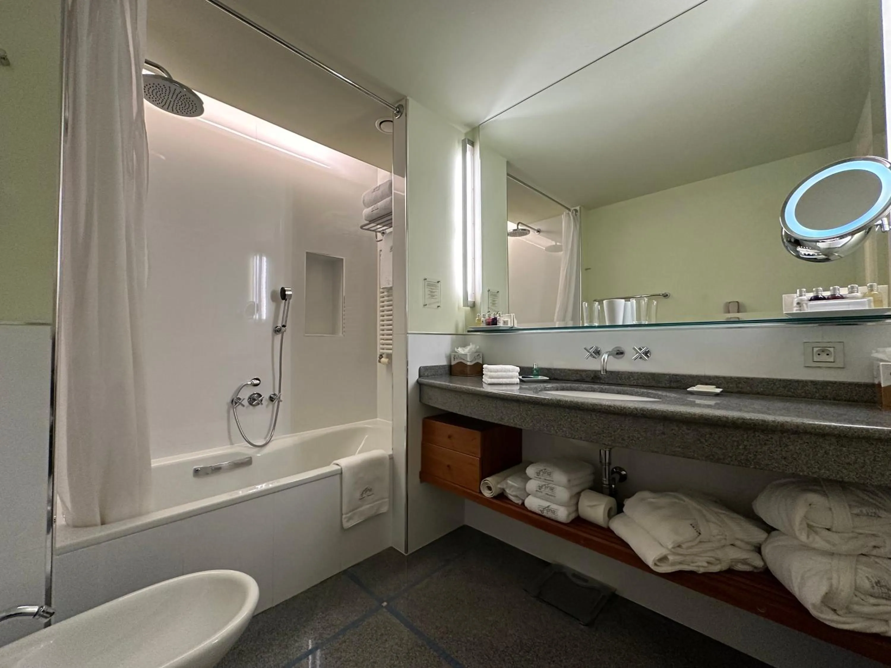 Shower in Aria Hotel Prague