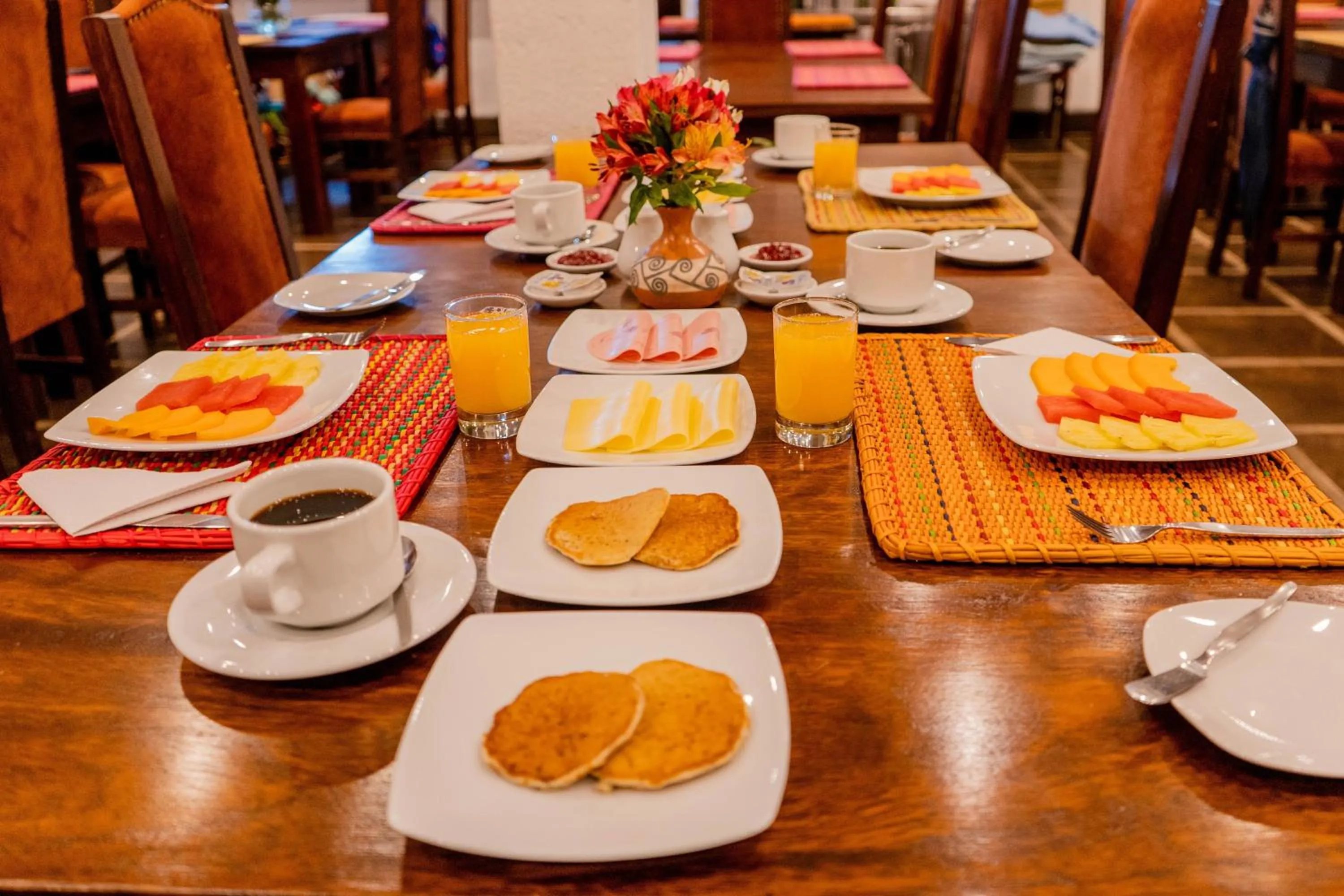 Breakfast in Vilas Insight Hotel Machupicchu