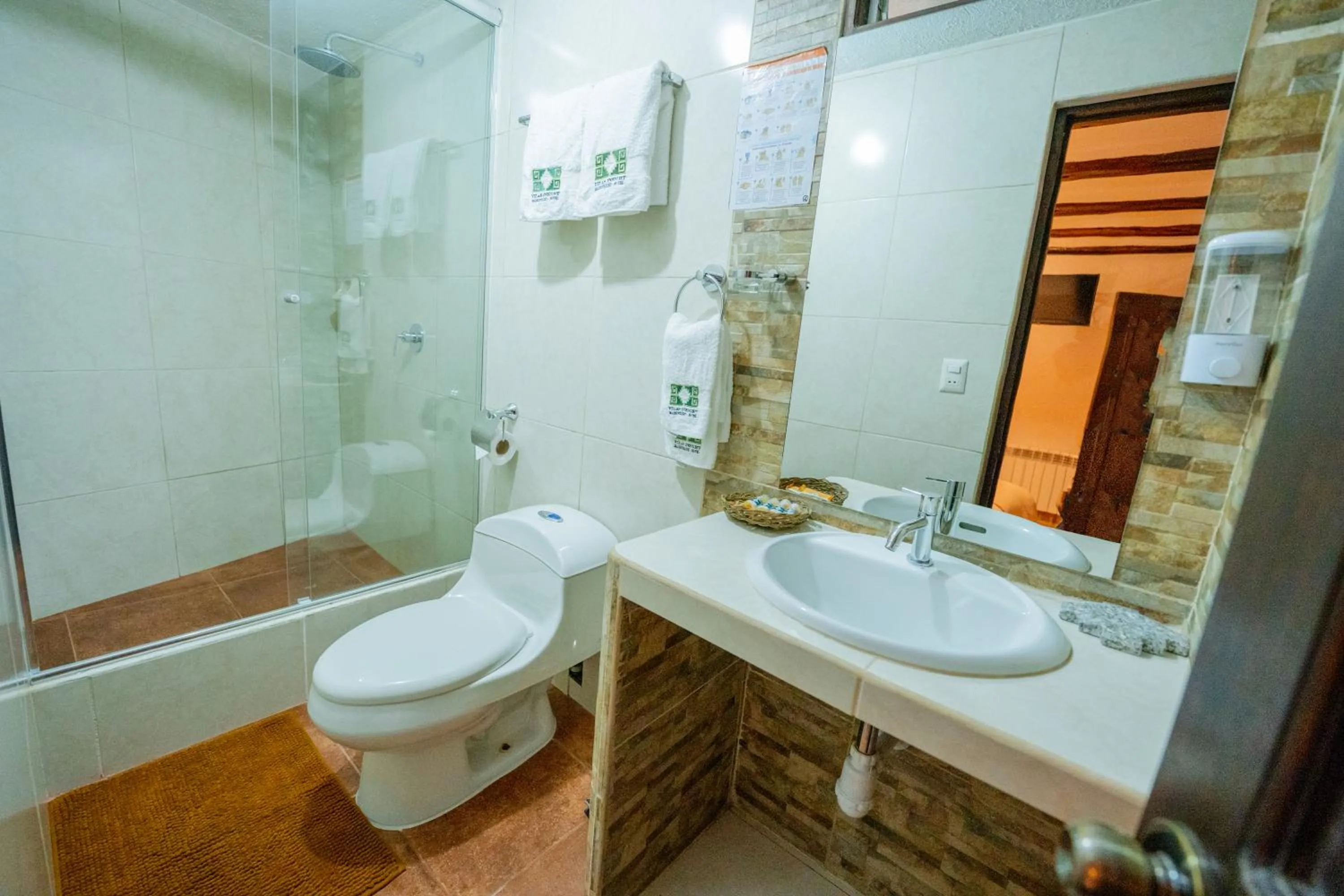 Shower in Vilas Insight Hotel Machupicchu