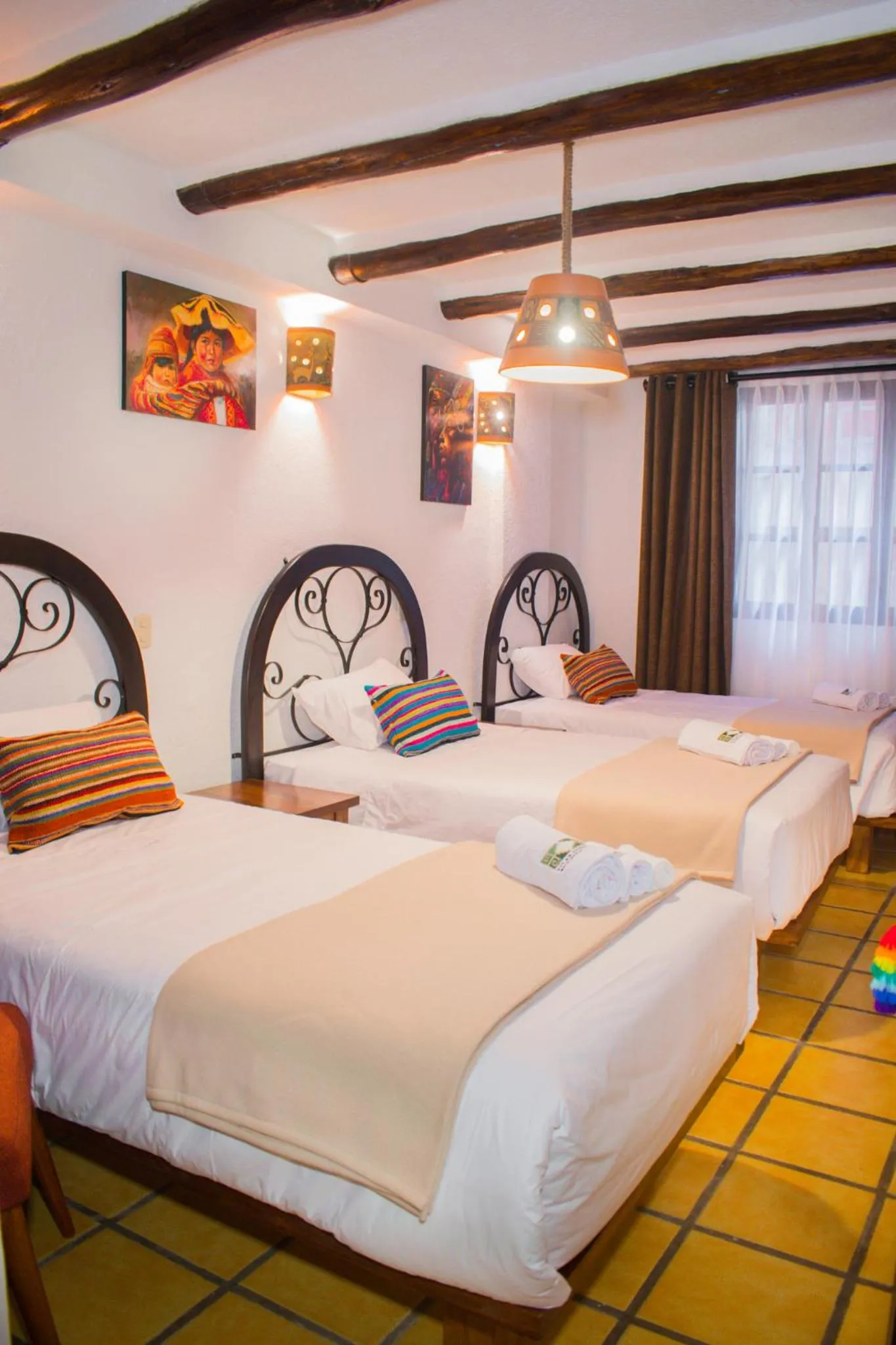 Photo of the whole room, Bed in Vilas Insight Hotel Machupicchu