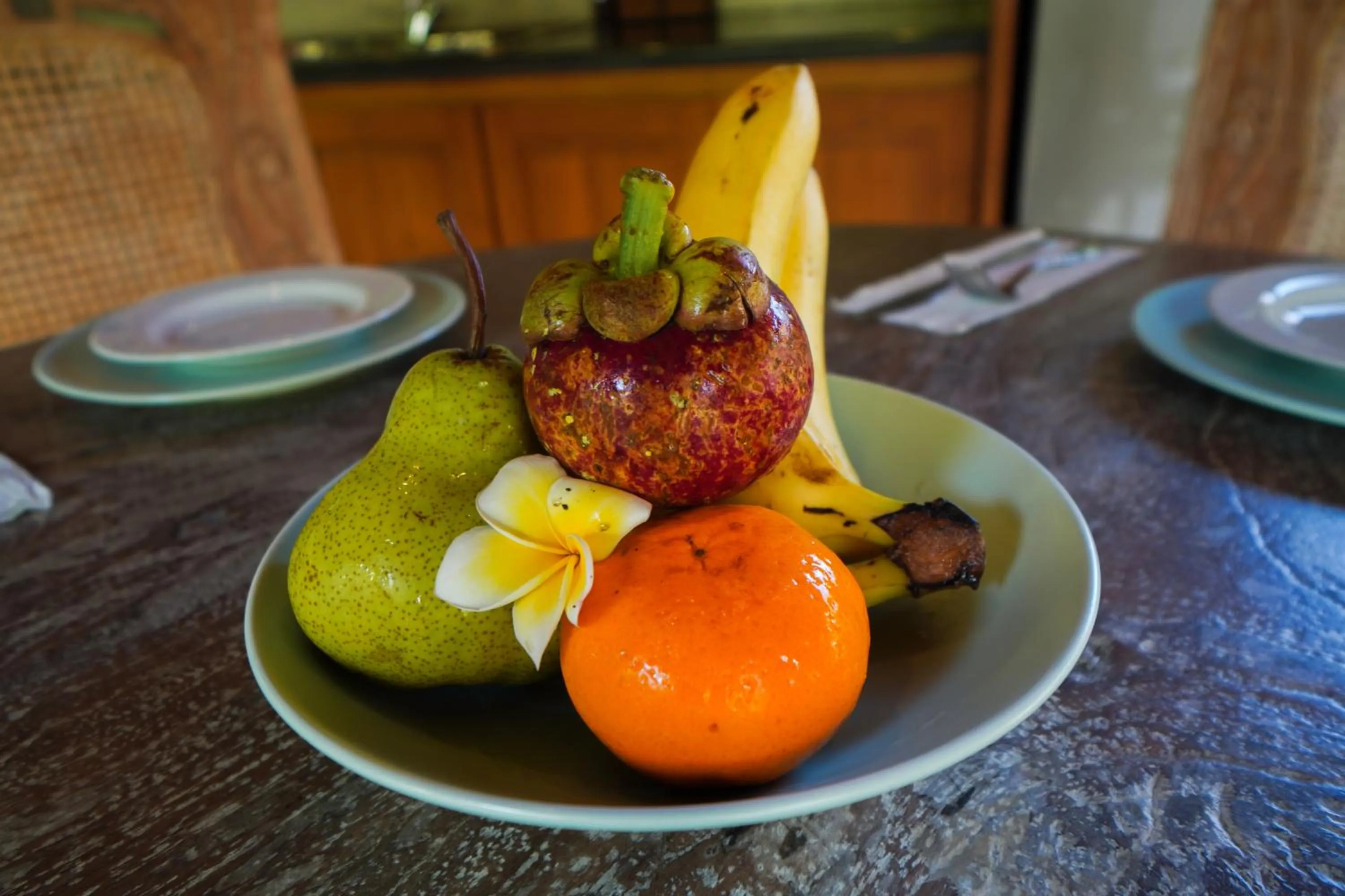 Food and drinks in Giri Bhagawan Villas & Spa