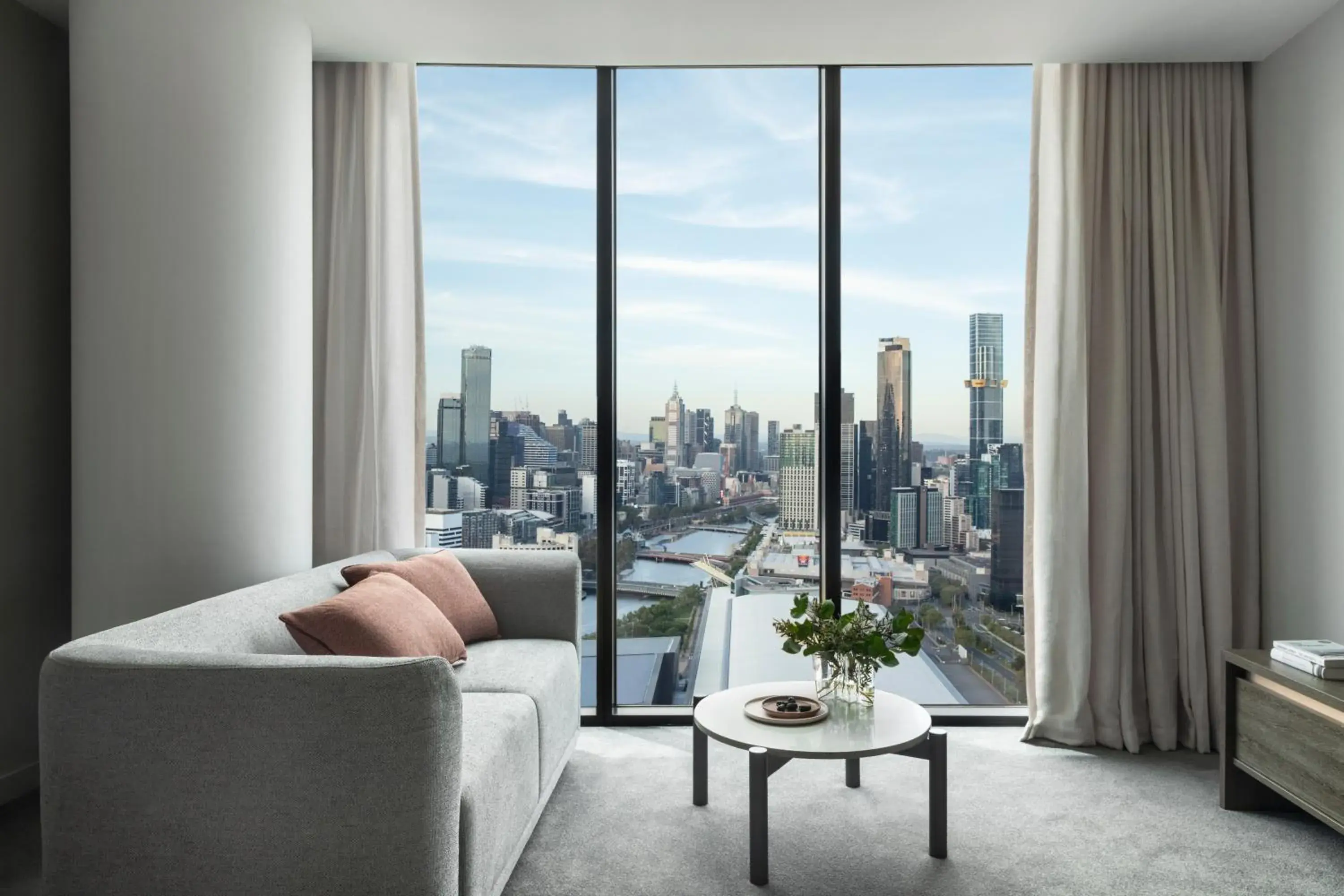 Executive One-Bedroom Apartment in Oakwood Premier Melbourne Executive One-Bedroom Apartment in Oakwood Premier Melbourne