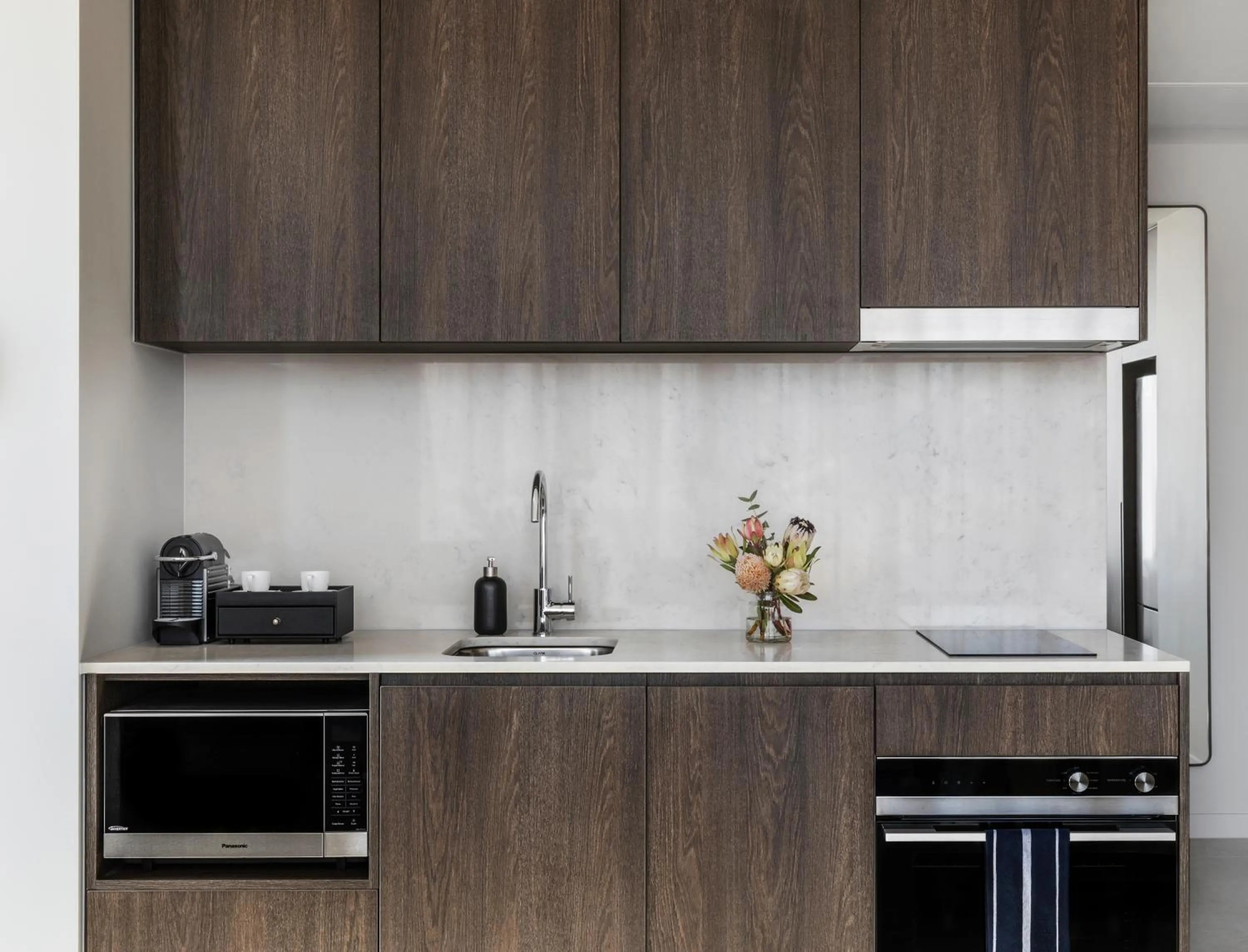 Kitchen or kitchenette in Oakwood Premier Melbourne