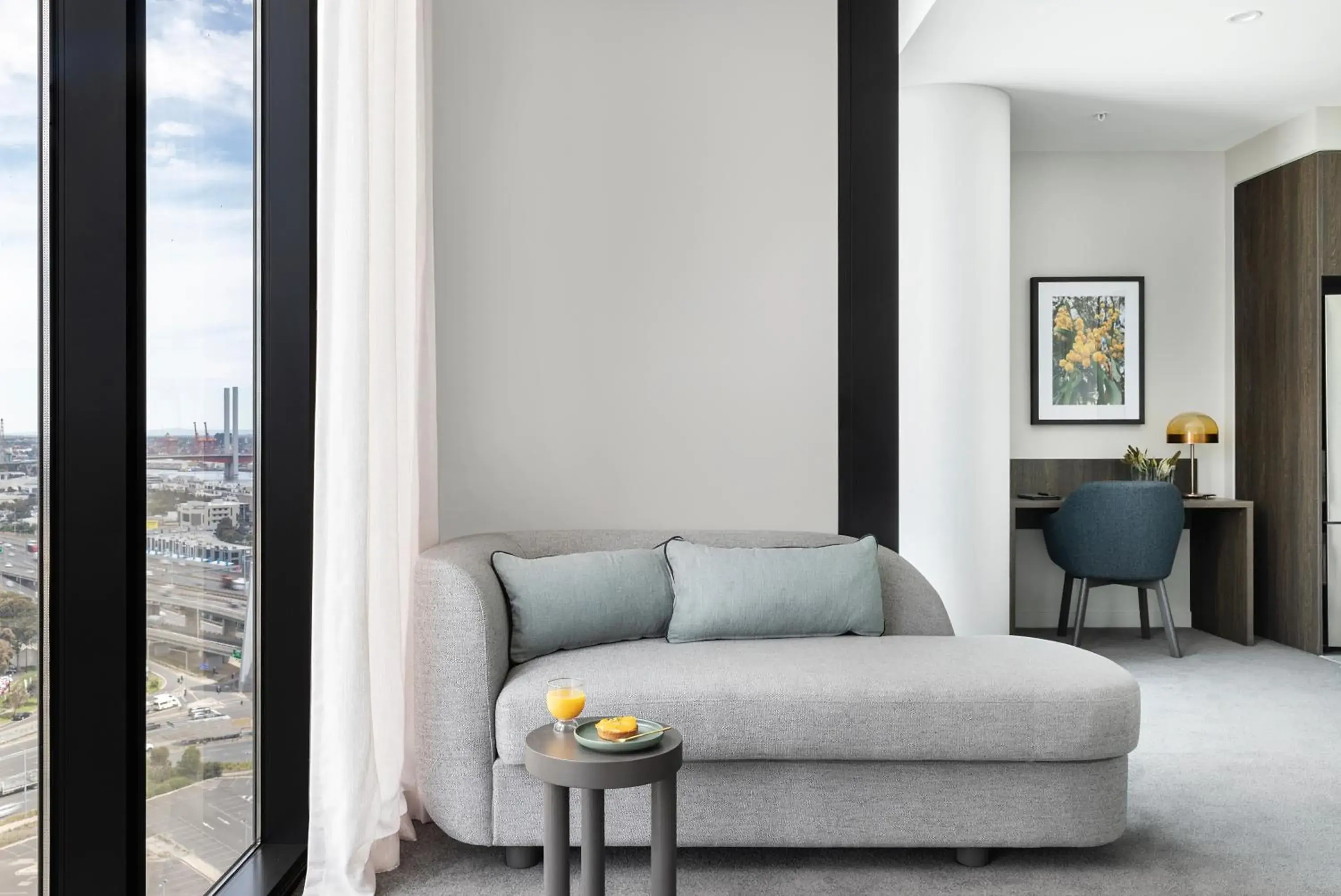 Deluxe One-Bedroom Apartment in Oakwood Premier Melbourne Deluxe One-Bedroom Apartment in Oakwood Premier Melbourne