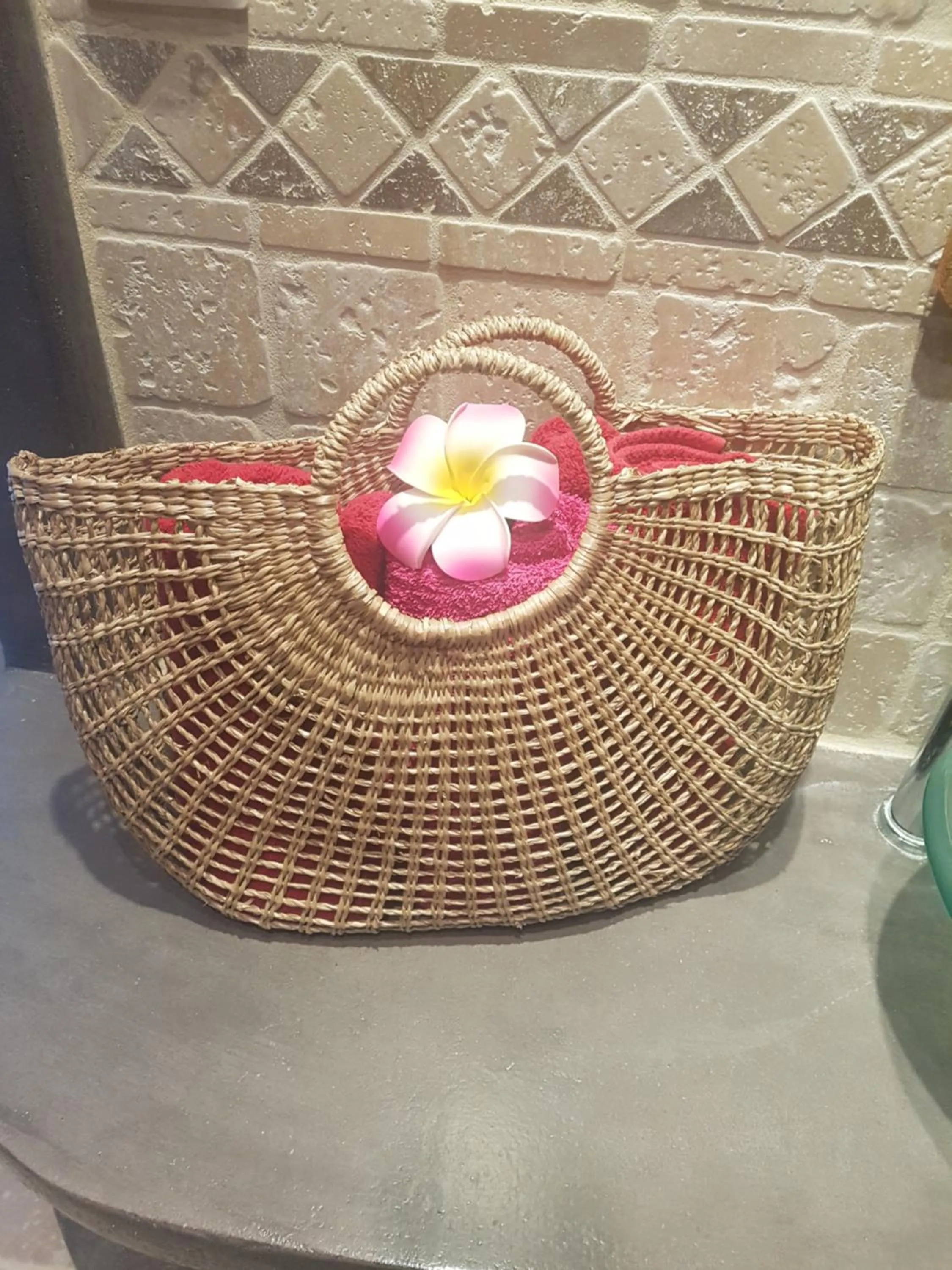 Bathroom in La Lisière du Morvan