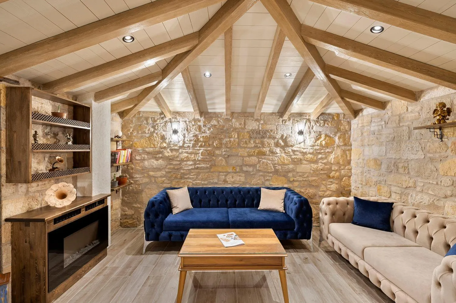 Property building in EFLIN HAUS Historical Place & Monument