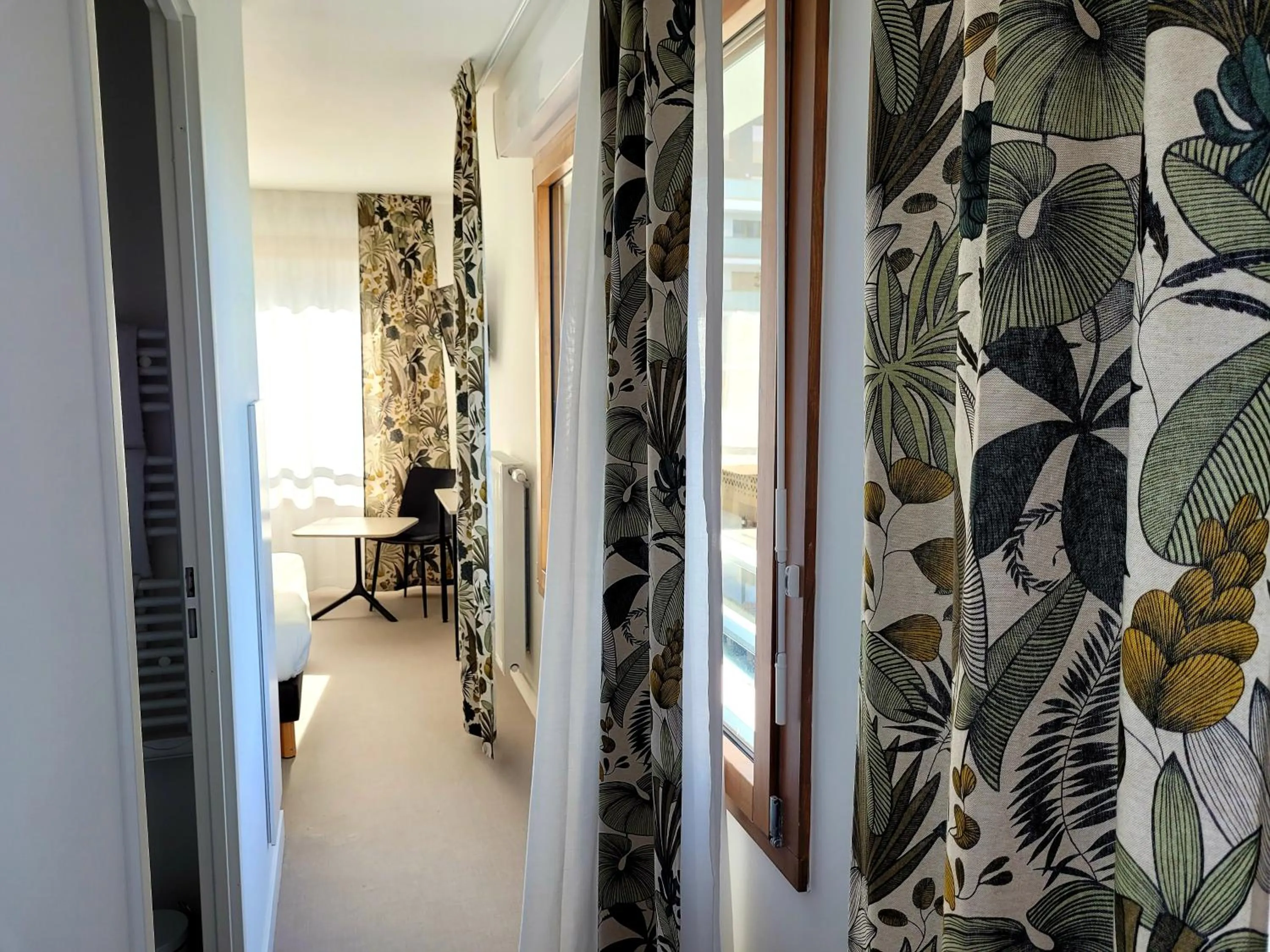 Bedroom in Twenty Business Flats Asnières-sur-Seine