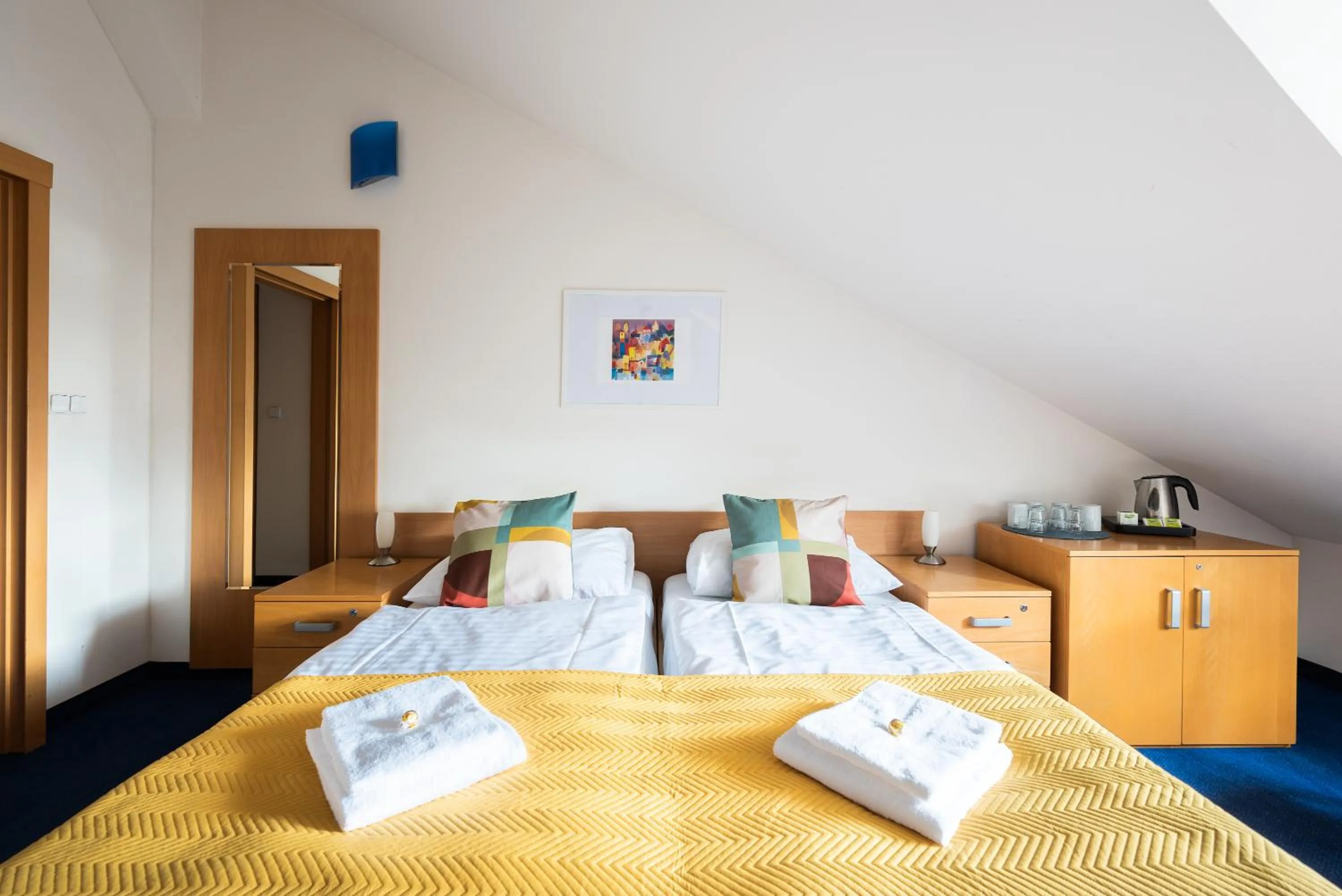 Bed in Residence Abacta