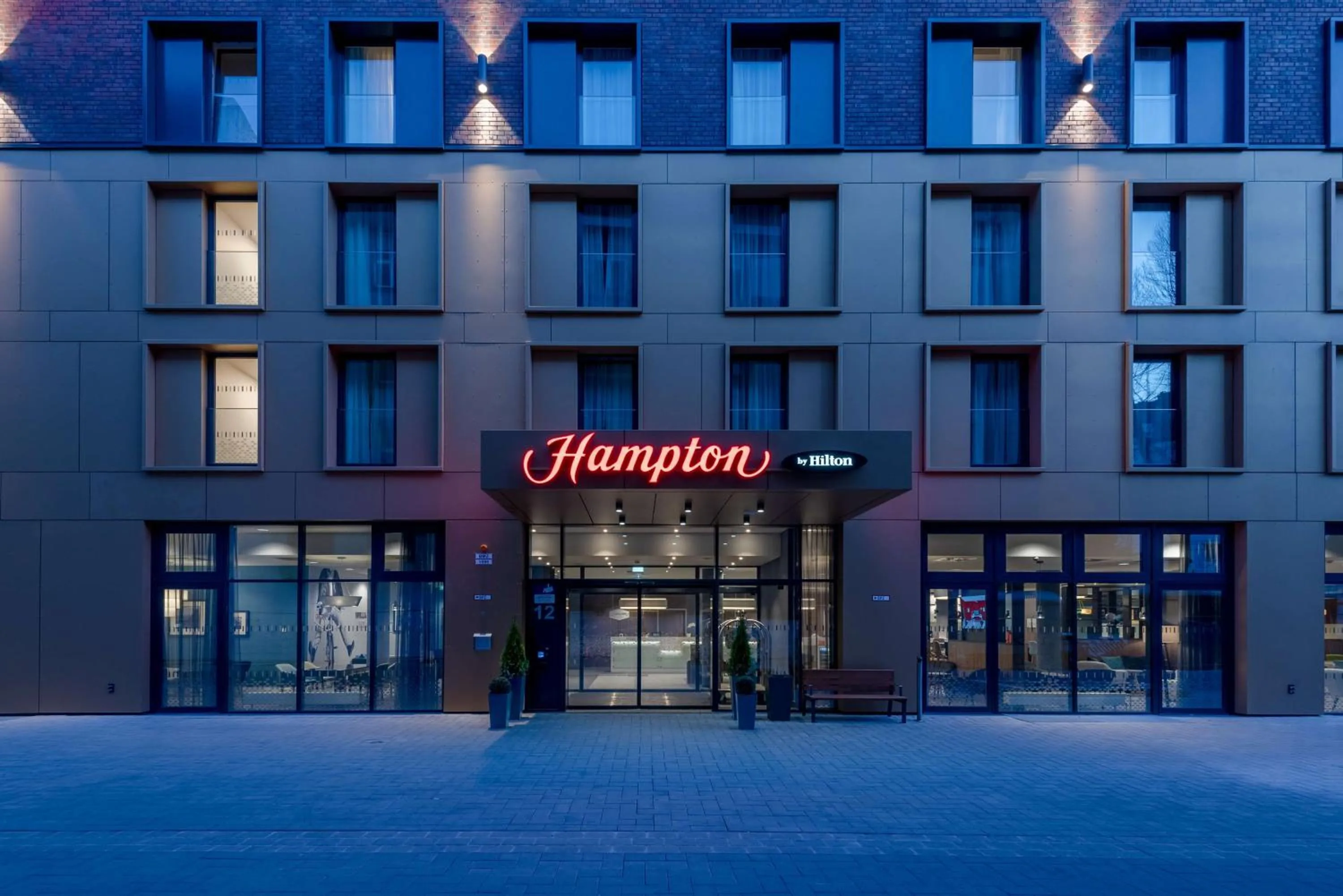 Property building in Hampton by Hilton Düsseldorf City Centre