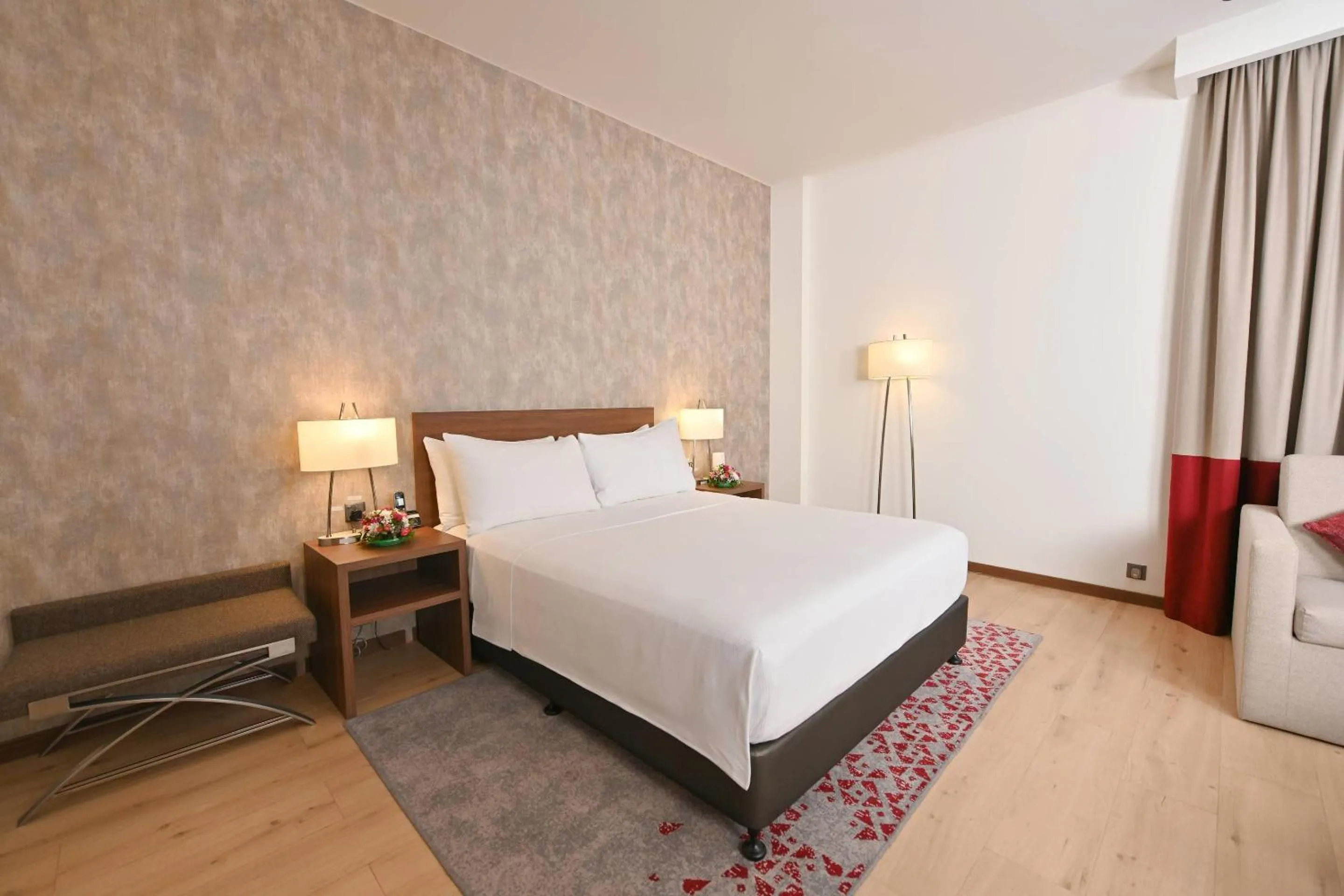 Bedroom, Bed in Comfort Hotel Jeddah King Road