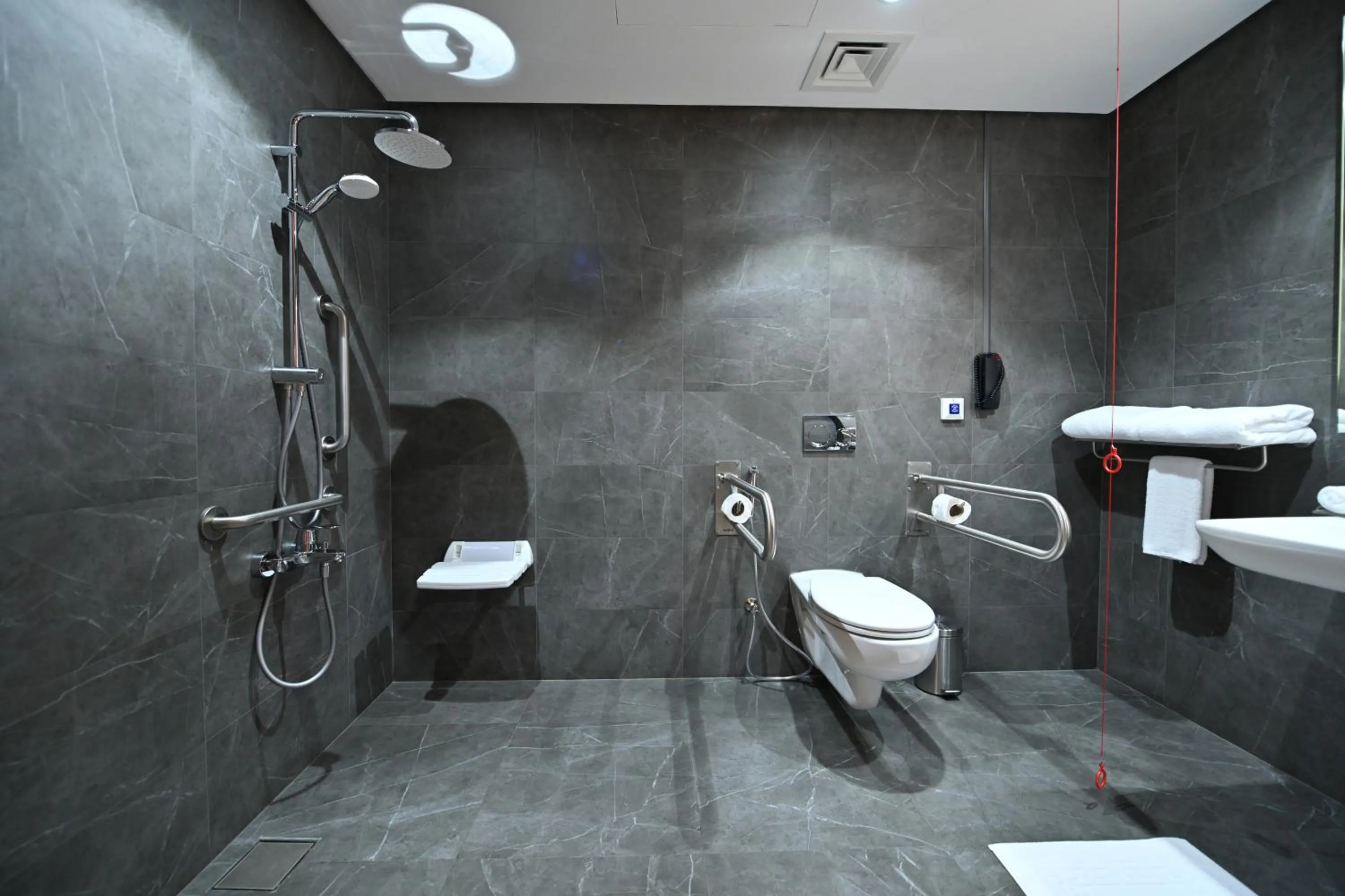 acessibility in Clarion Hotel Jeddah Airport