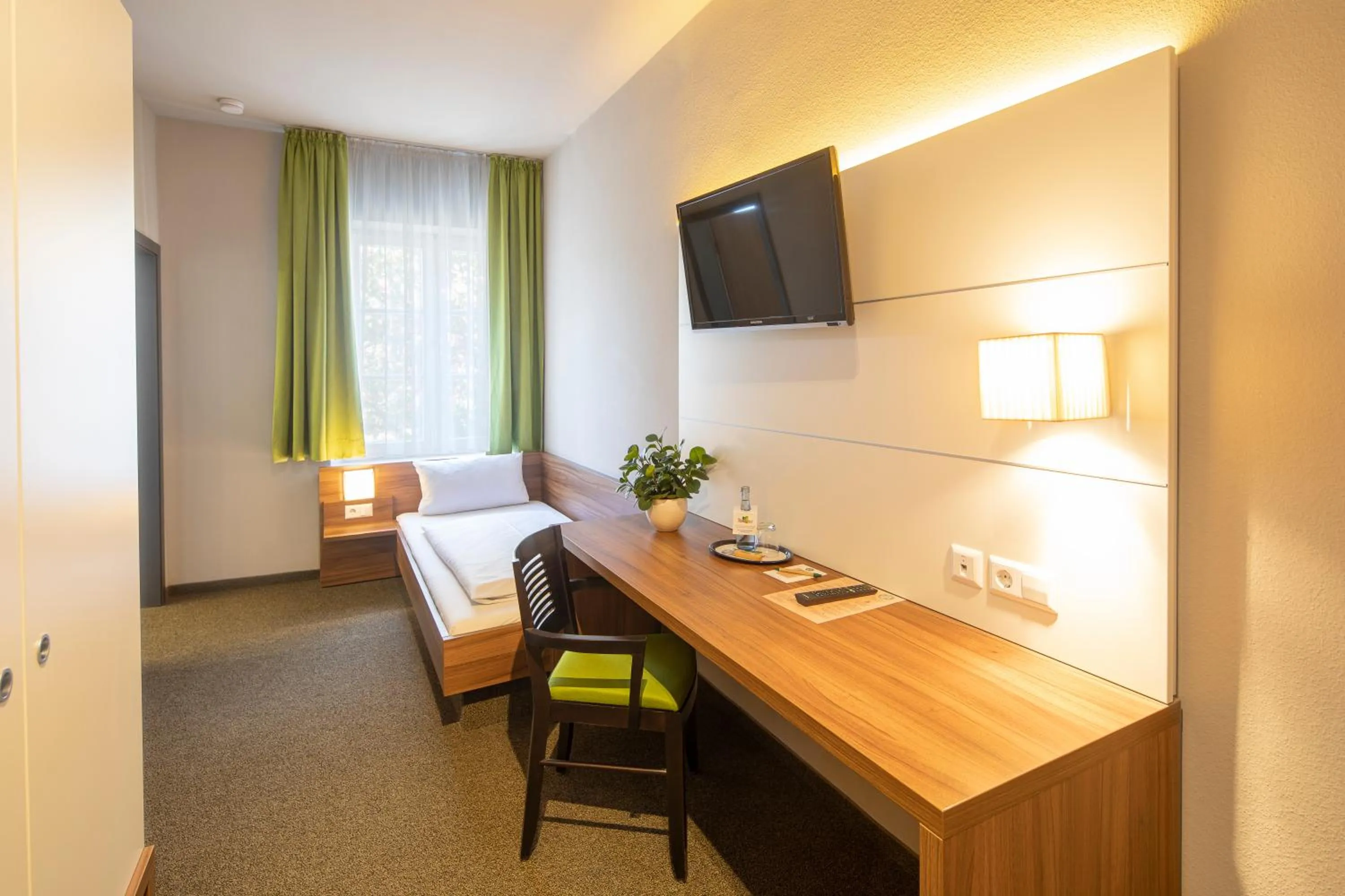 Bed in JOESEPP´S HOTEL am Hallhof