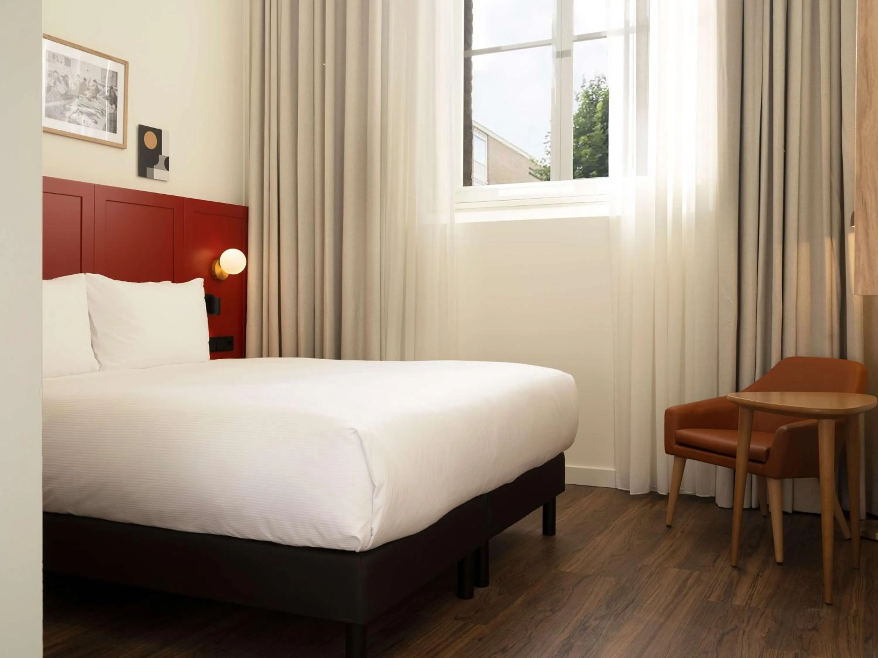 Bed in DoubleTree by Hilton Sittard