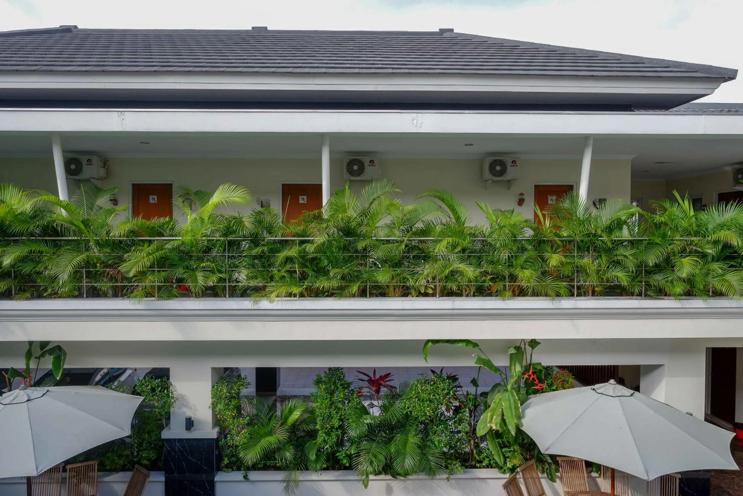 Balcony/Terrace in Urbanview Hotel Syariah Casa Azmya Yogyakarta by RedDoorz