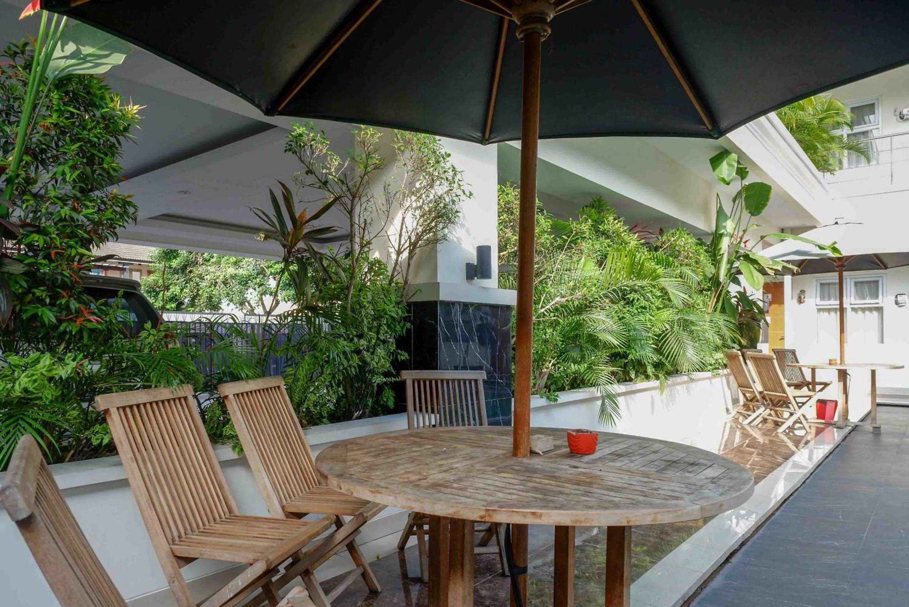 Balcony/Terrace in Urbanview Hotel Syariah Casa Azmya Yogyakarta by RedDoorz