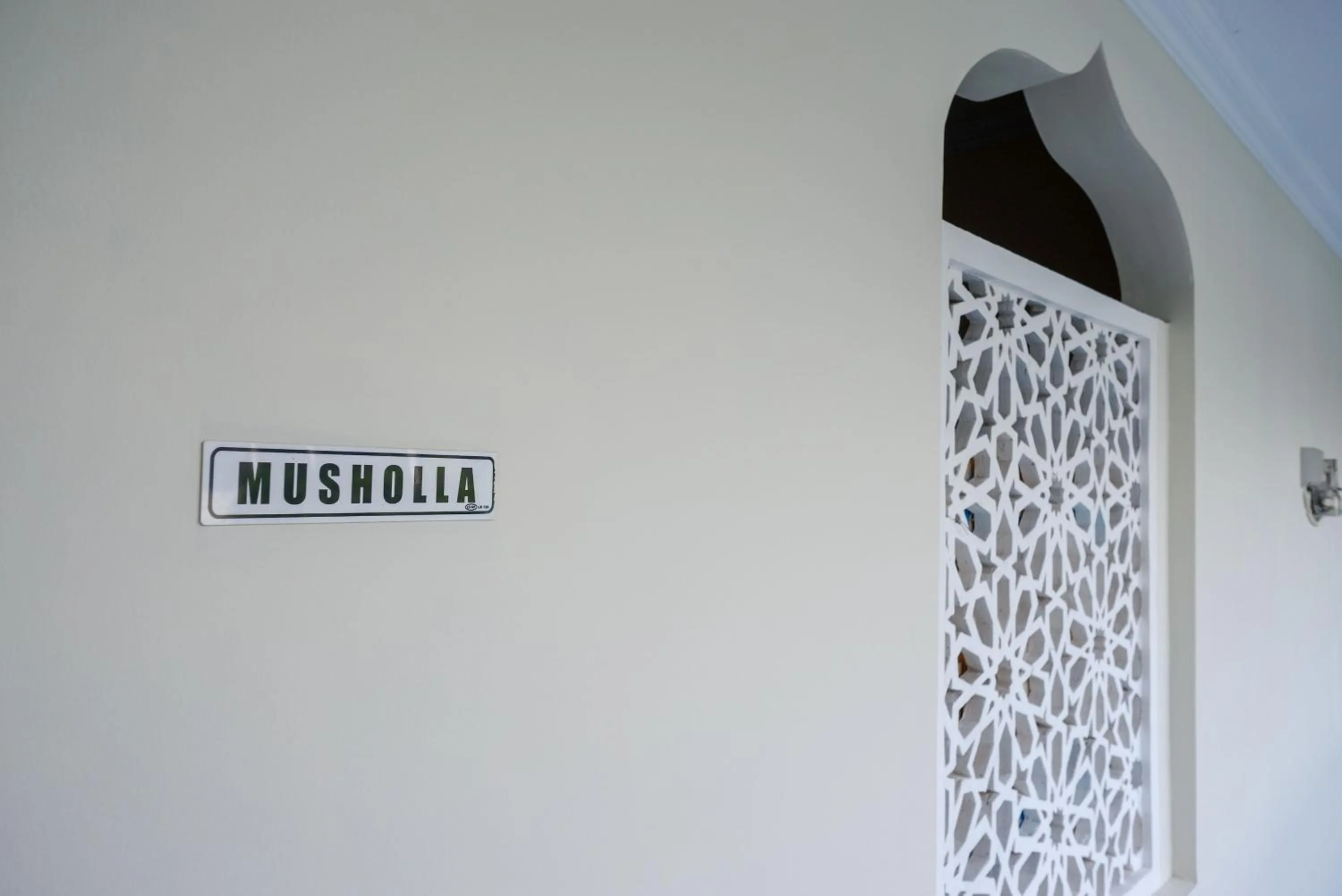 Area and facilities in Urbanview Hotel Syariah Casa Azmya Yogyakarta by RedDoorz