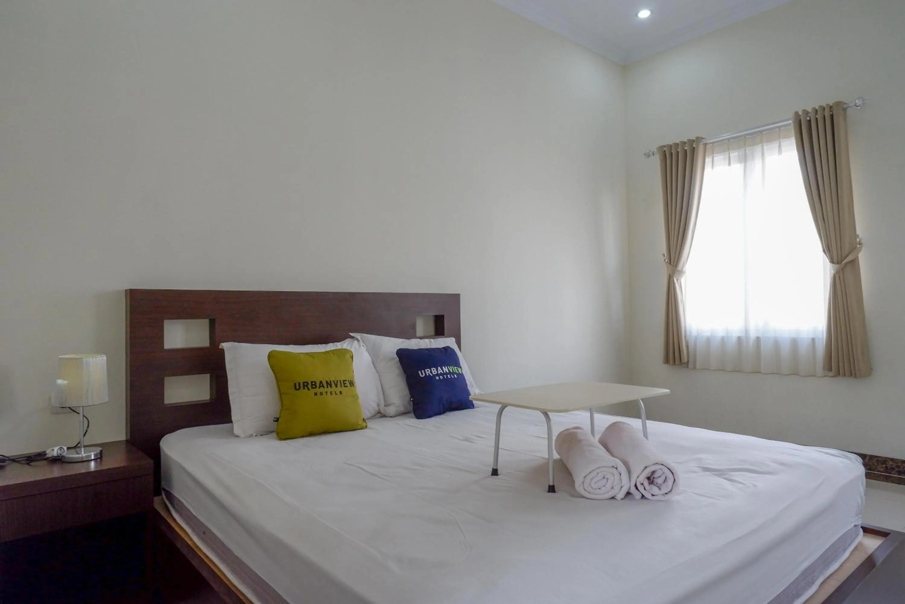 Bedroom, Bed in Urbanview Hotel Syariah Casa Azmya Yogyakarta by RedDoorz