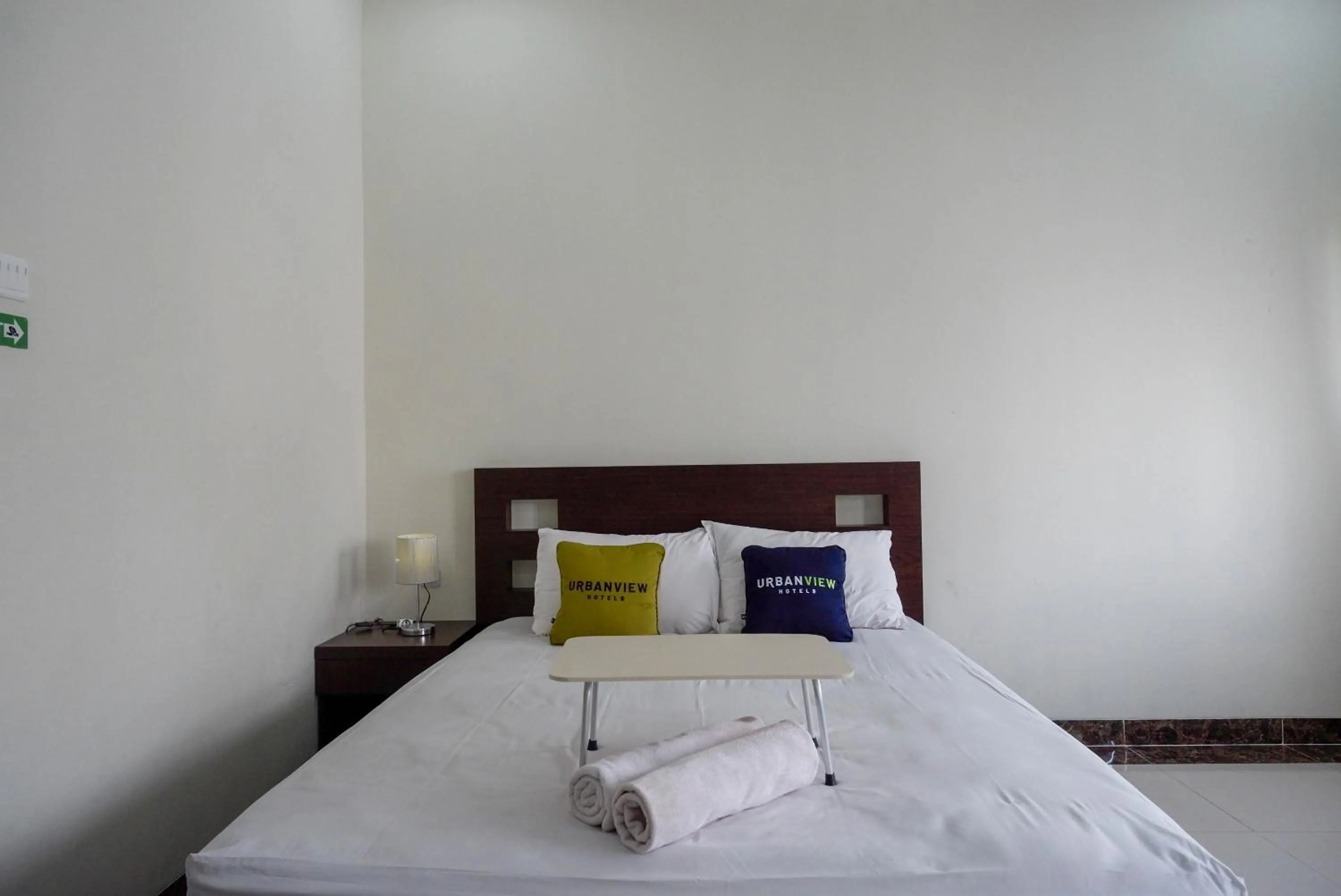 Bedroom, Bed in Urbanview Hotel Syariah Casa Azmya Yogyakarta by RedDoorz