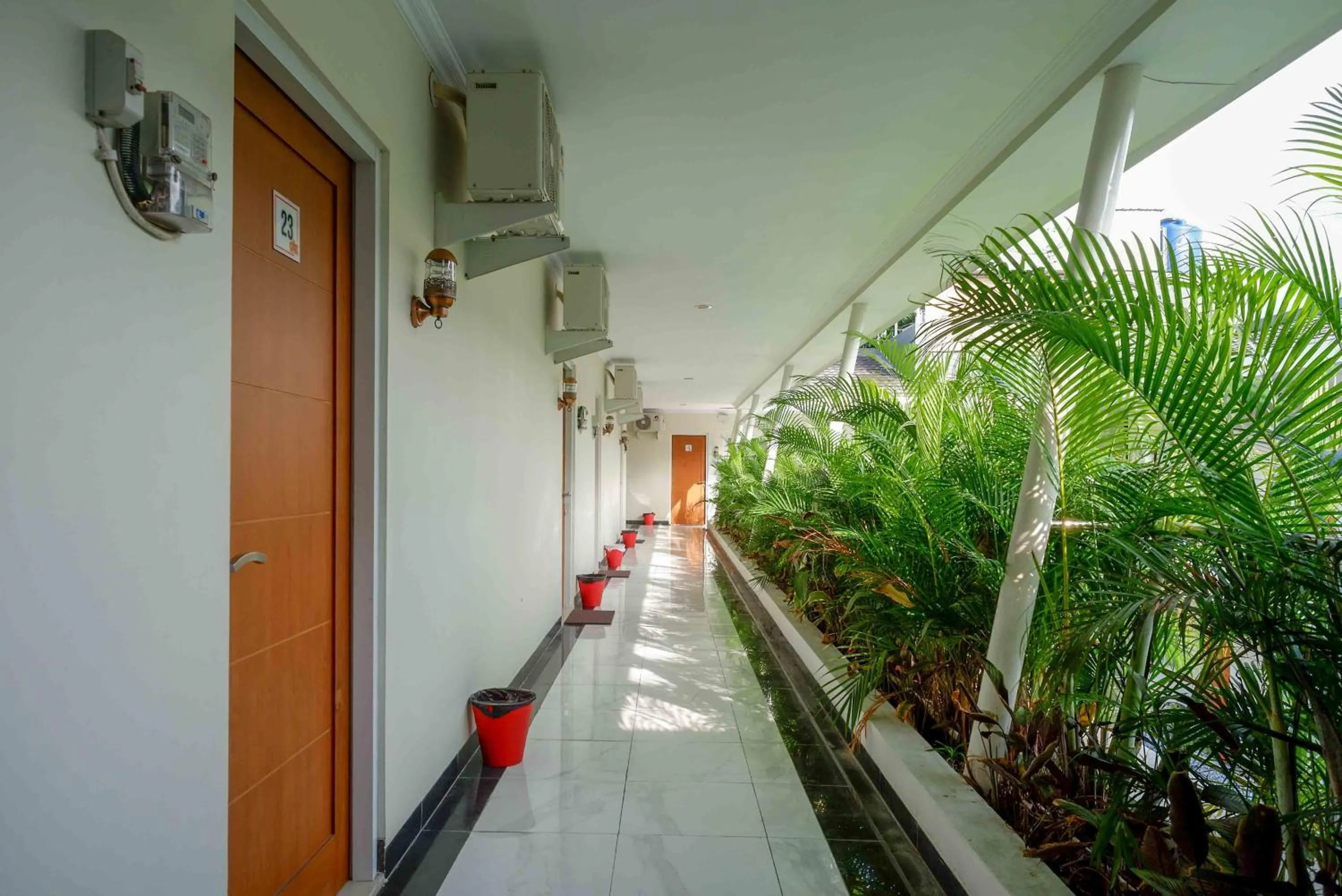 Balcony/Terrace in Urbanview Hotel Syariah Casa Azmya Yogyakarta by RedDoorz