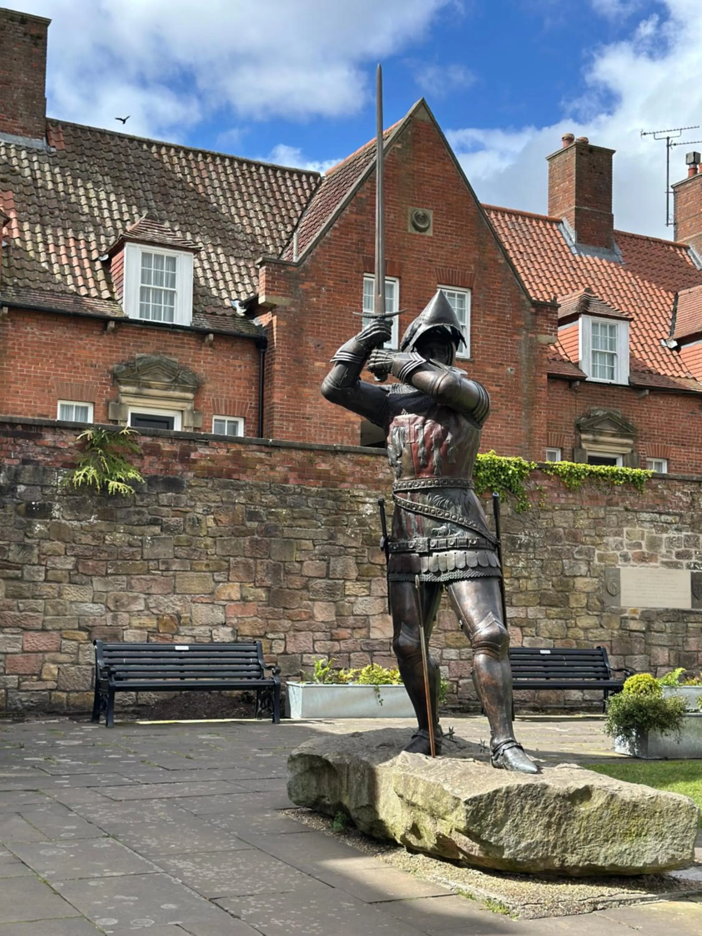 Nearby landmark in Bow Alley Lodge