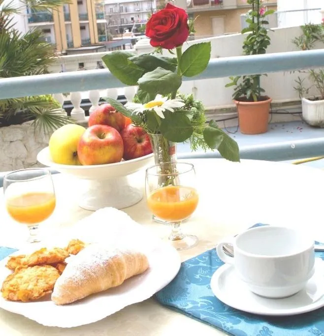 Breakfast in Hotel Vienna