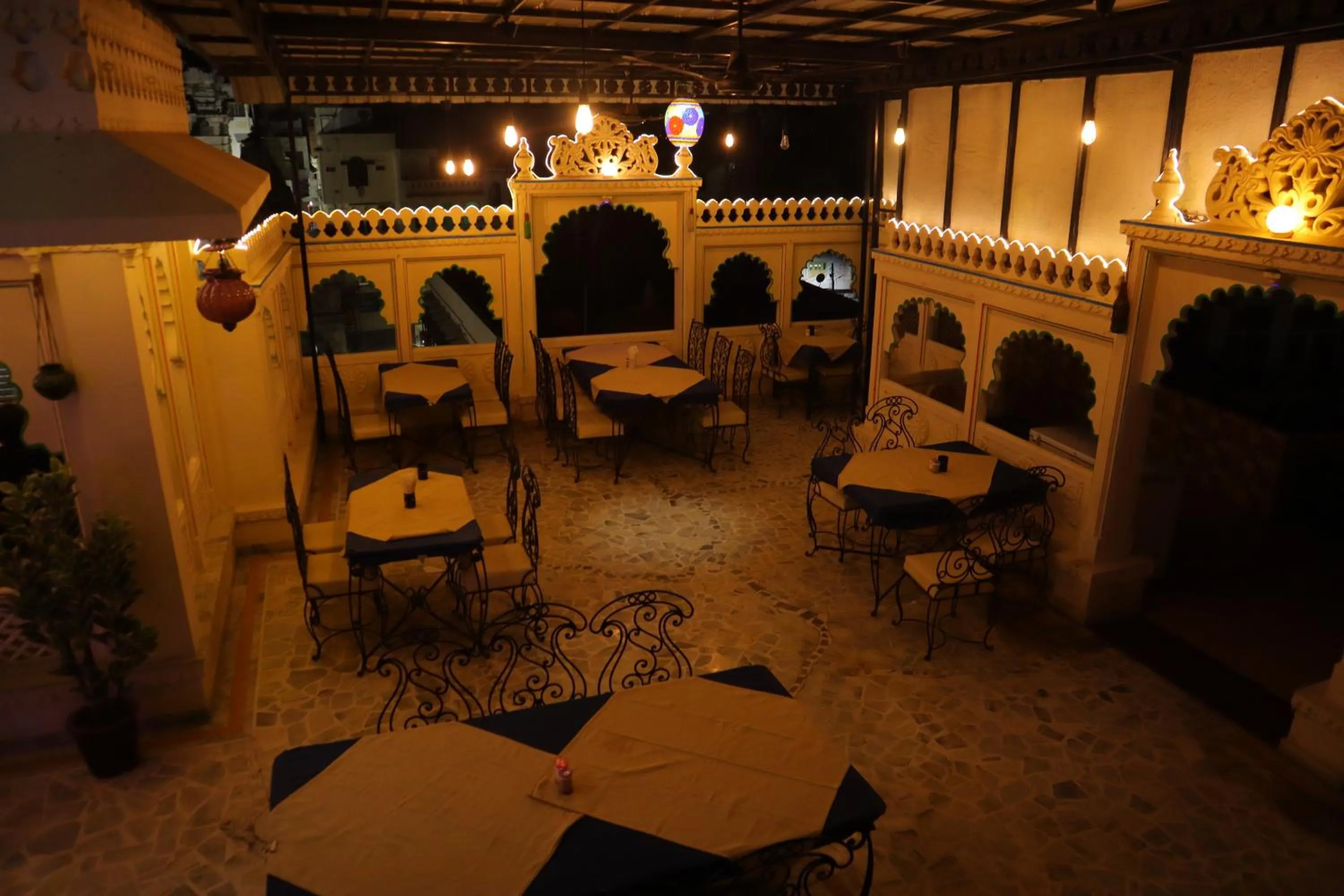 Restaurant/places to eat in Baba Palace - A Heritage Hotel, Udaipur