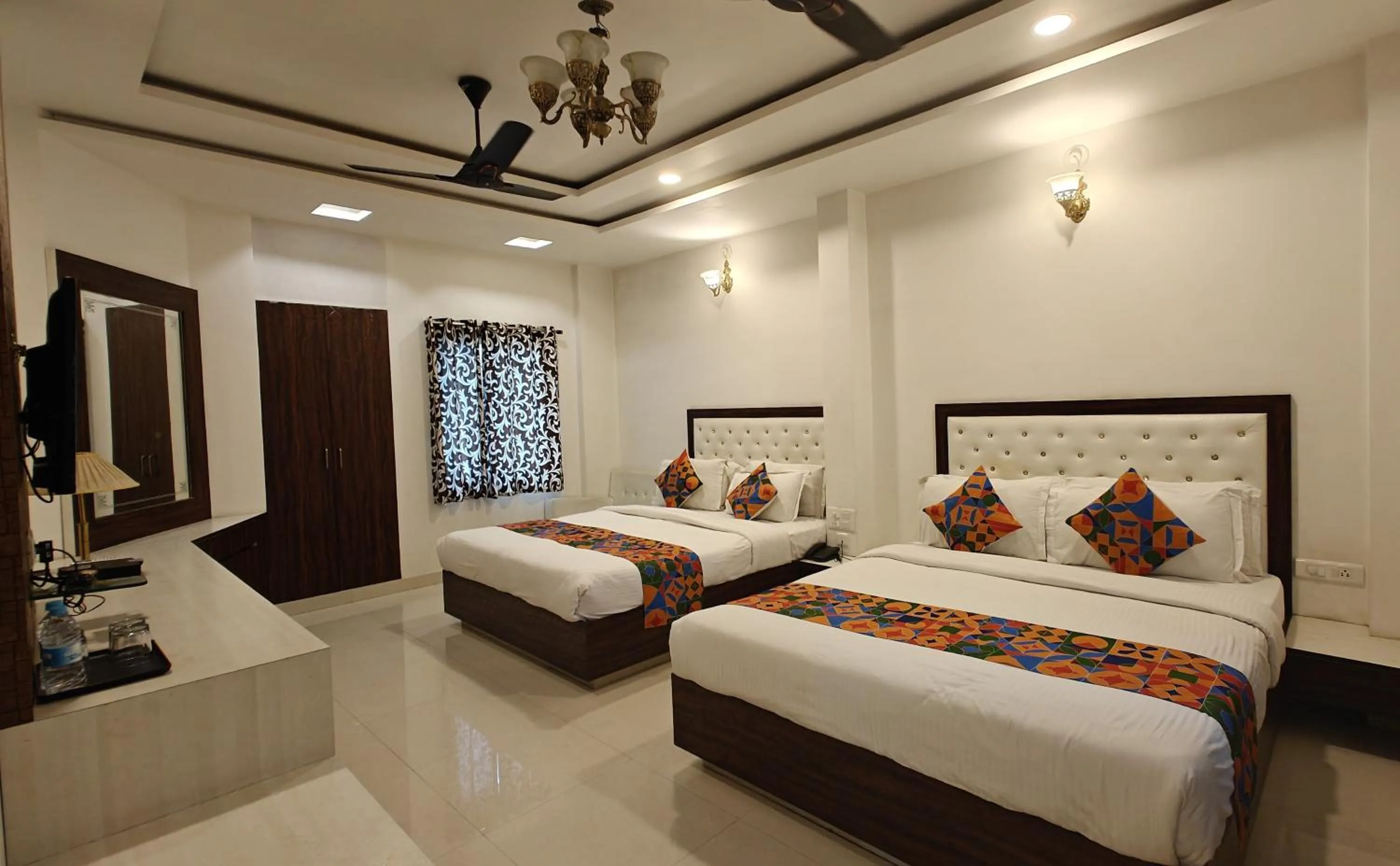 Bed in Baba Palace - A Heritage Hotel, Udaipur