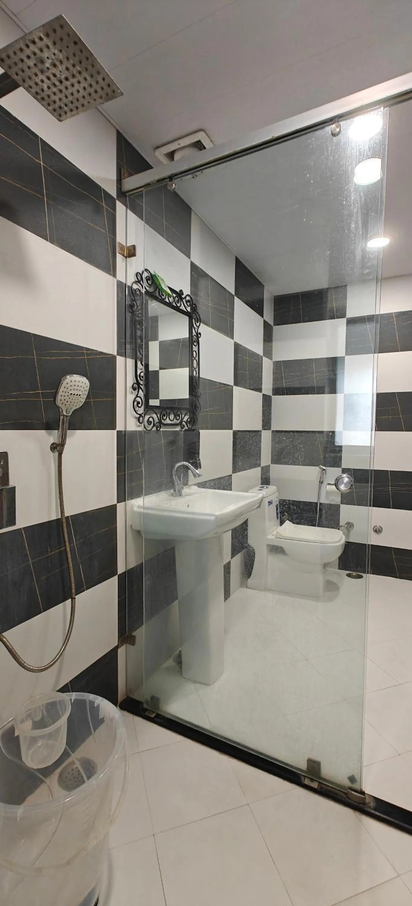 Shower in Baba Palace - A Heritage Hotel, Udaipur