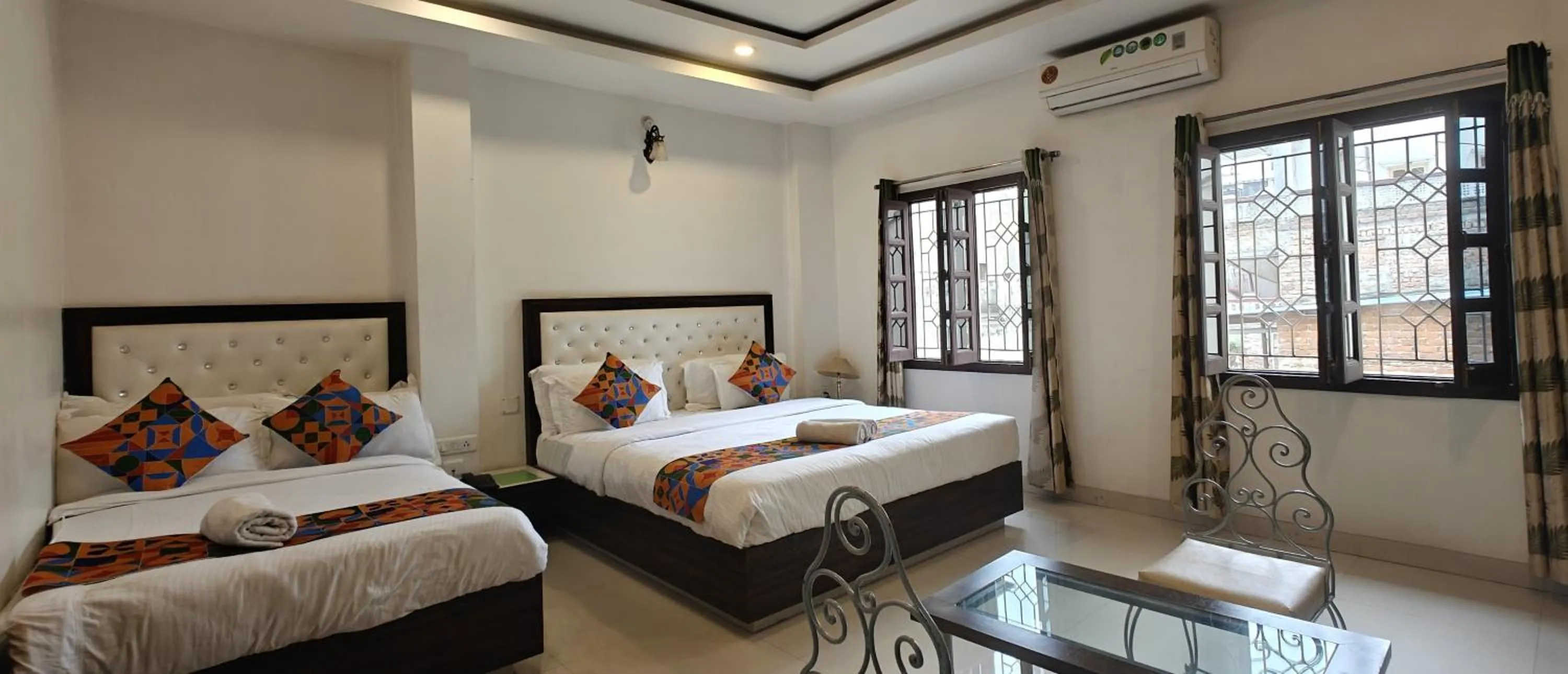 Bed in Baba Palace - A Heritage Hotel, Udaipur