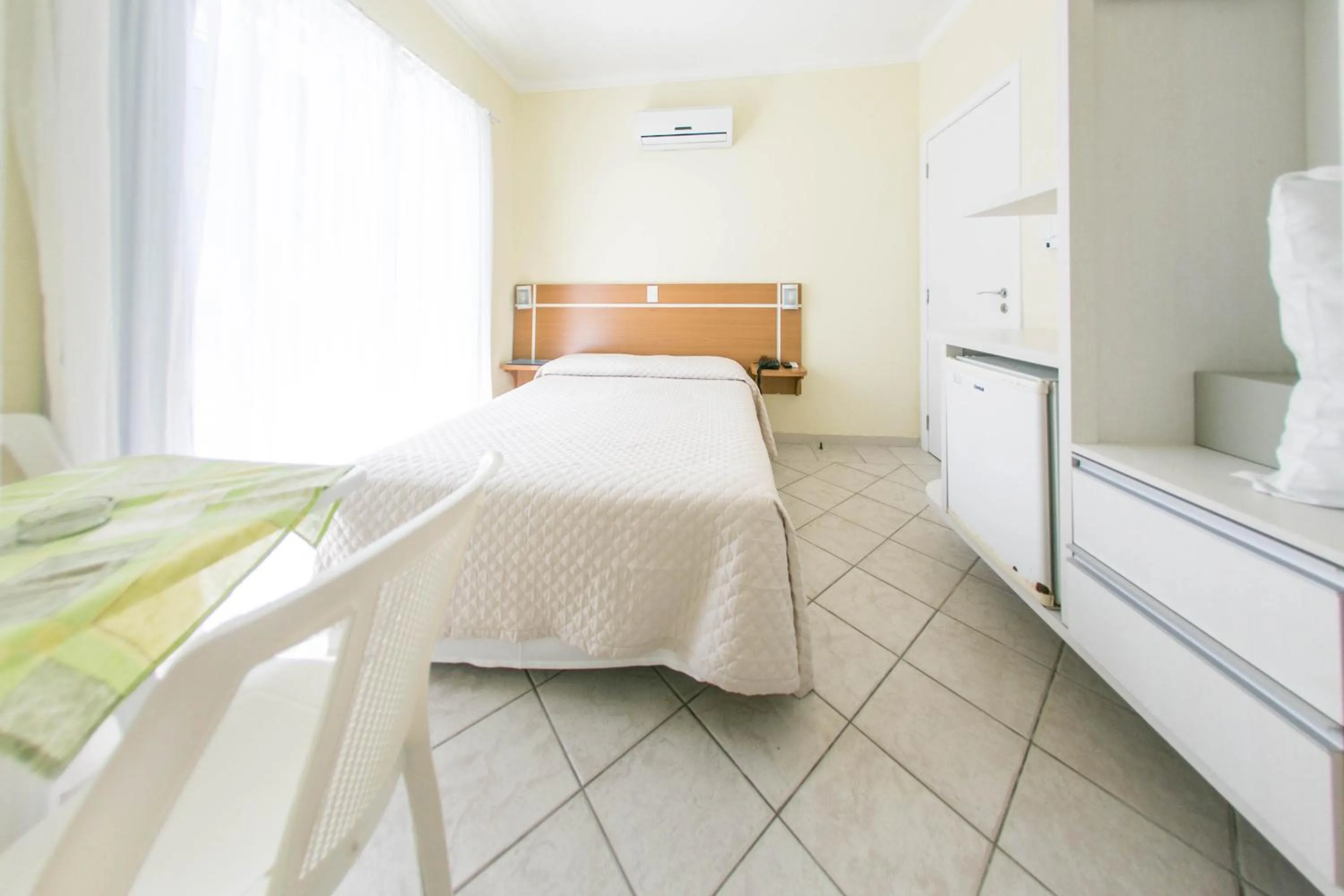 Bed in Bombinhas Praia Apart Hotel - Unidade rua Corrupião