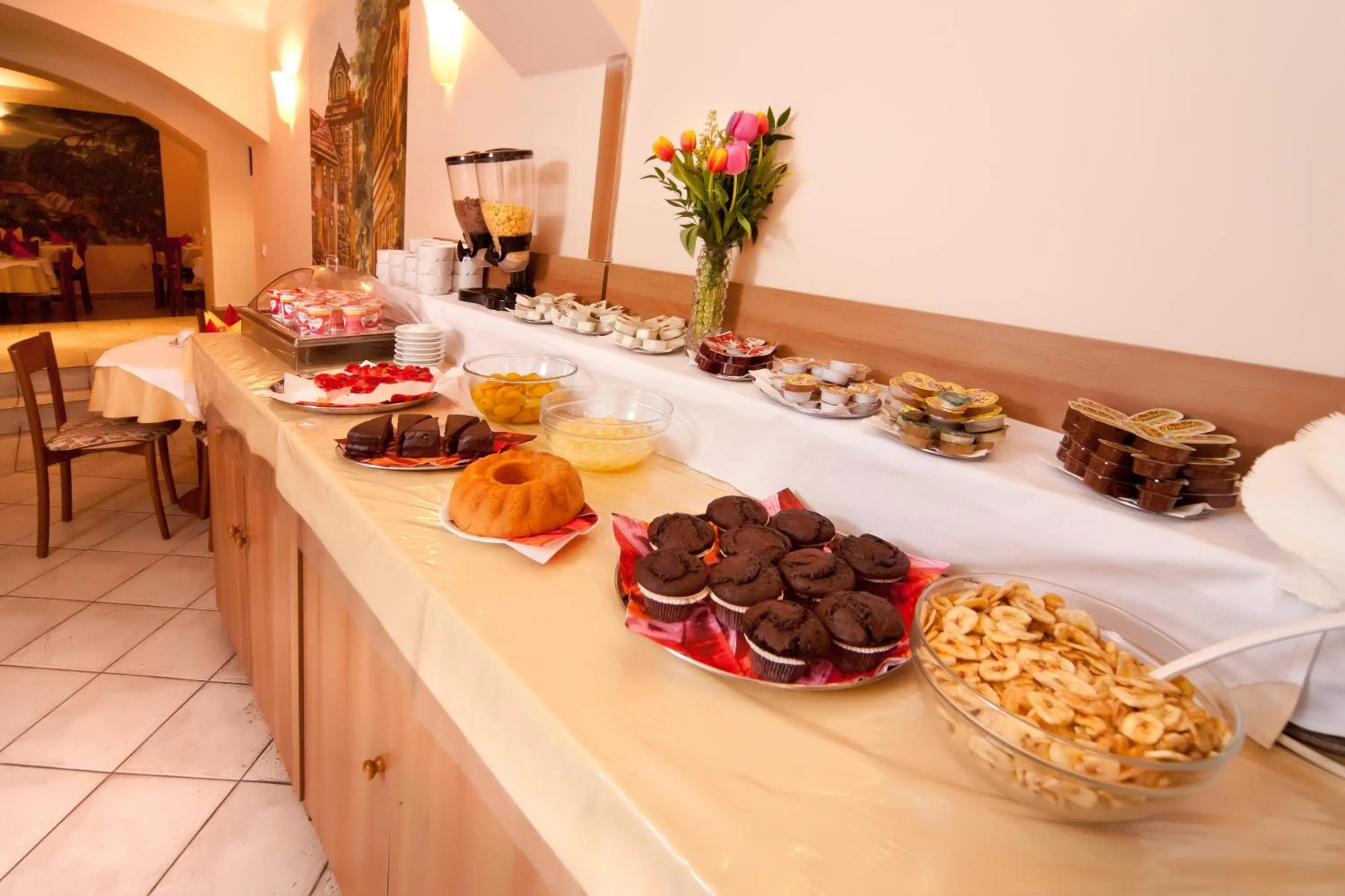 Food and drinks in Hotel Residence Select