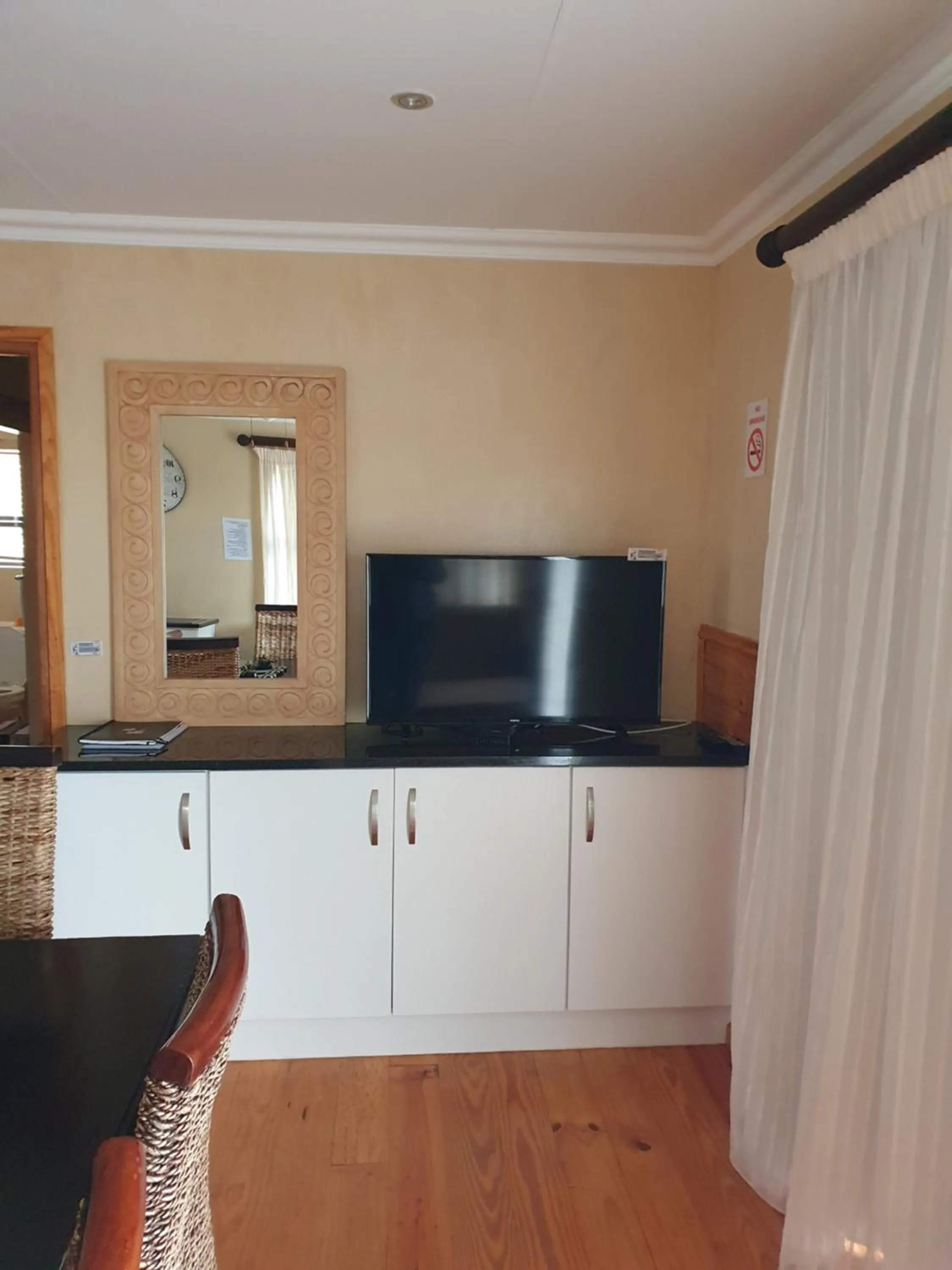 TV and multimedia in Dibiki Holiday Resort