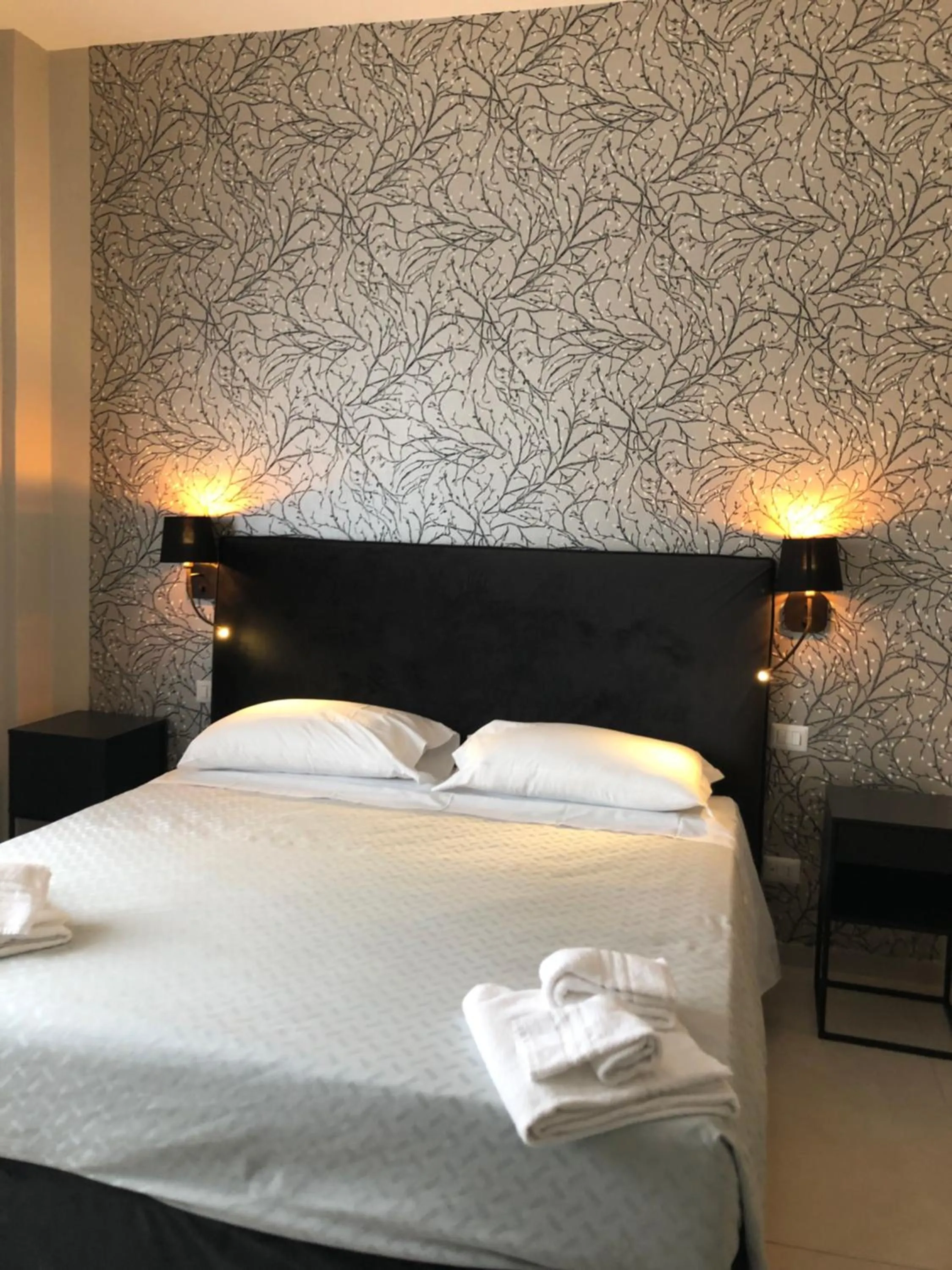 Bedroom, Bed in Dante 11 Guesthouse by Apulia Accommodation