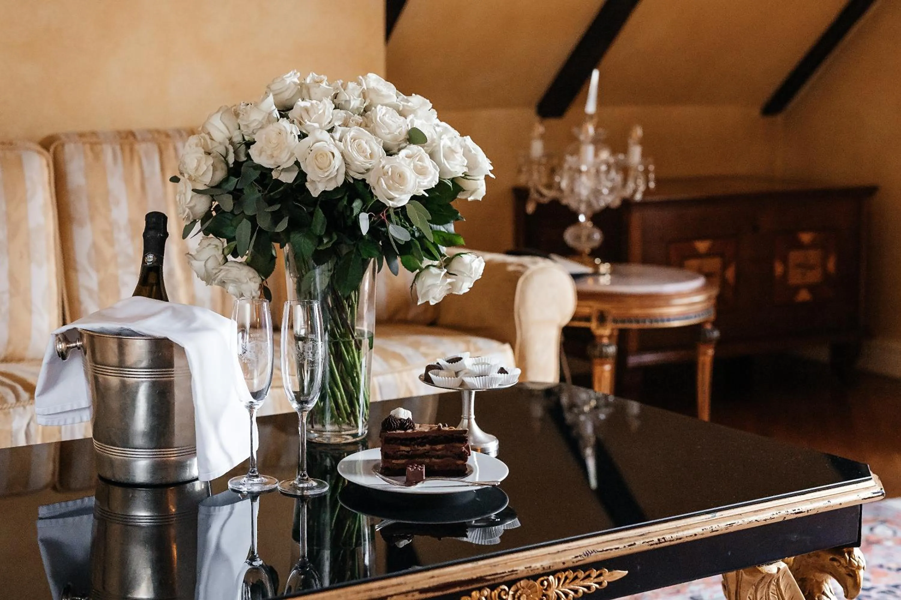 Food and drinks in Alchymist Grand Hotel and Spa