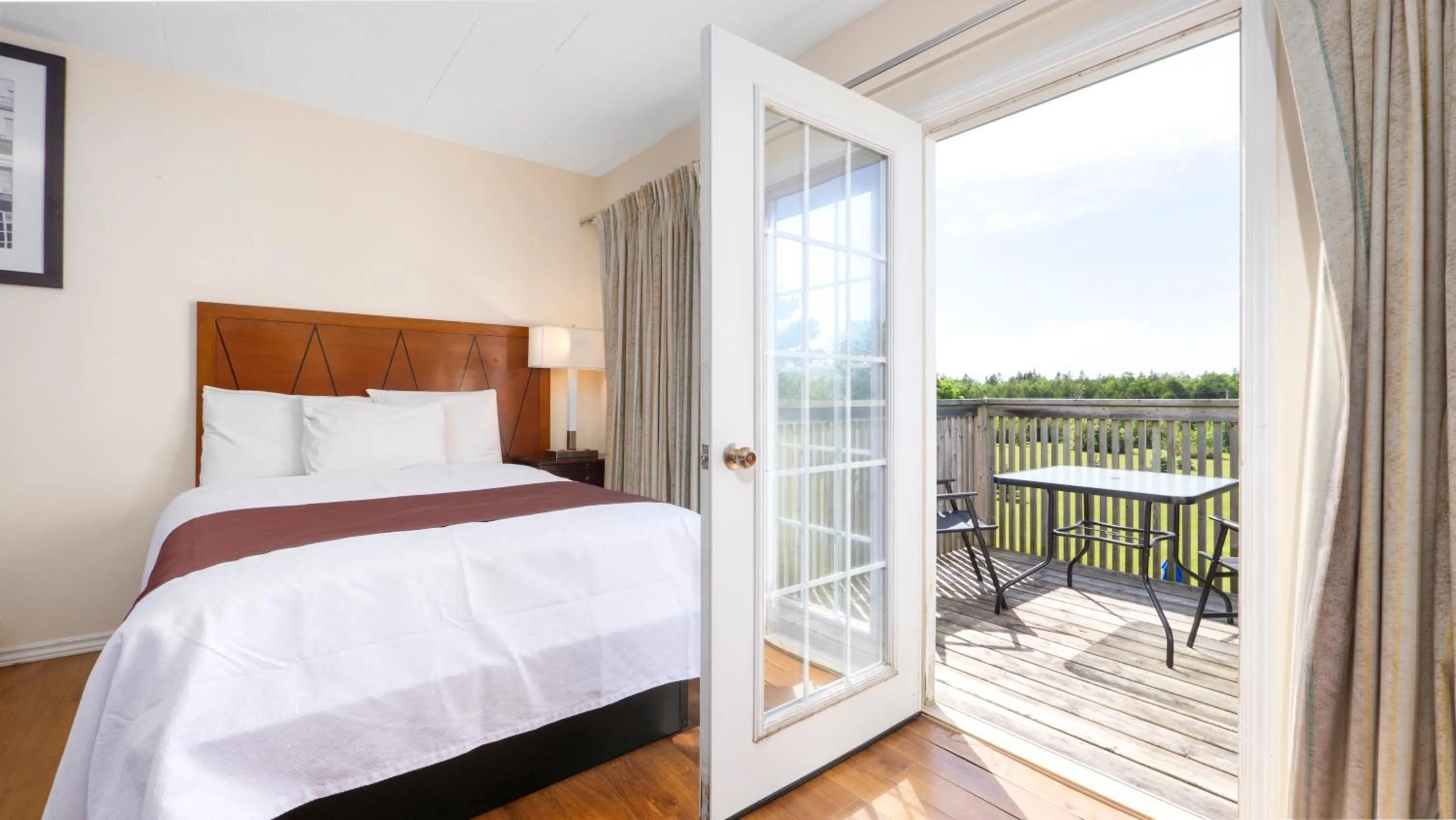Bedroom in Coach House Inn