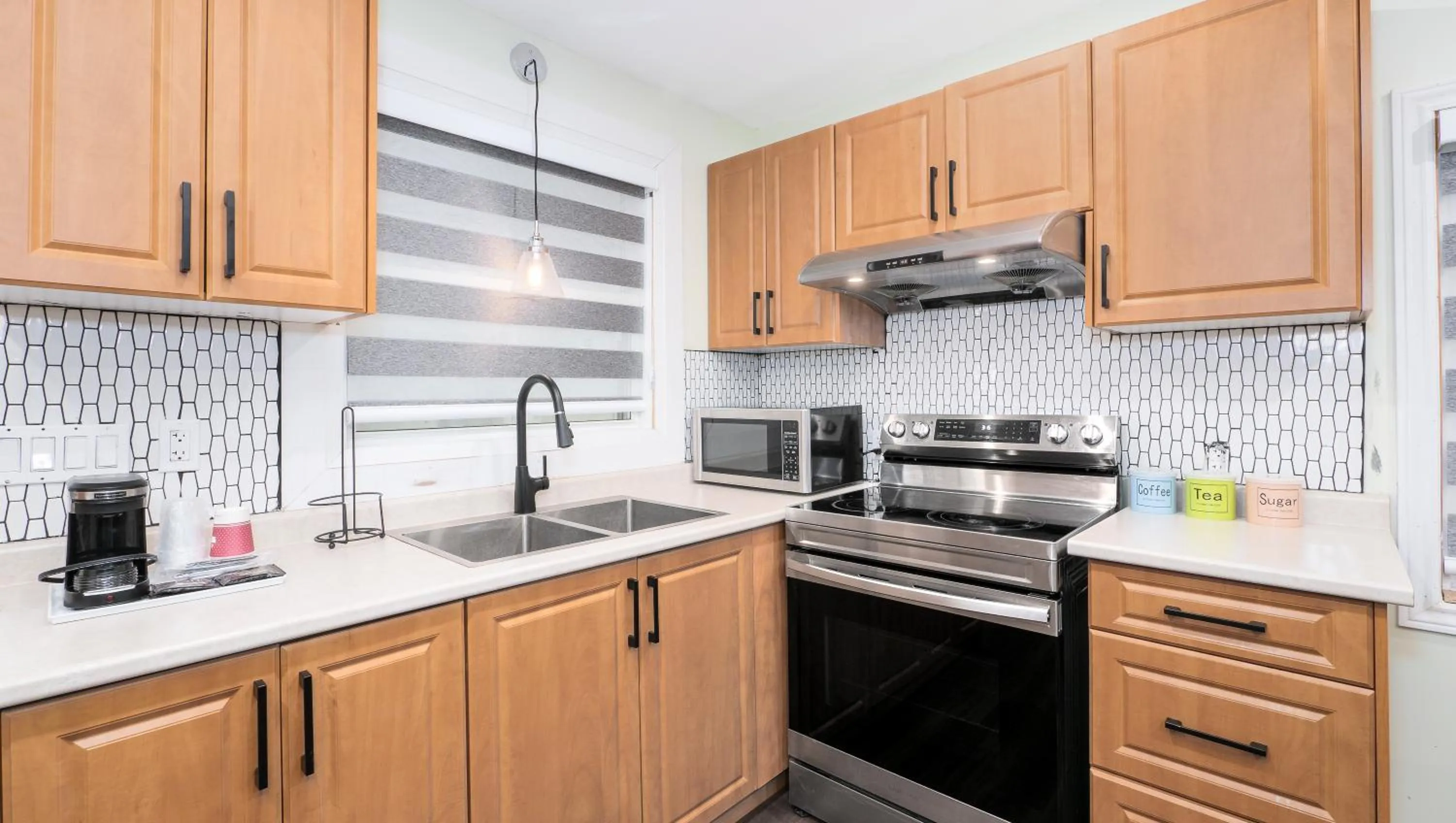 Kitchen or kitchenette in Coach House Inn