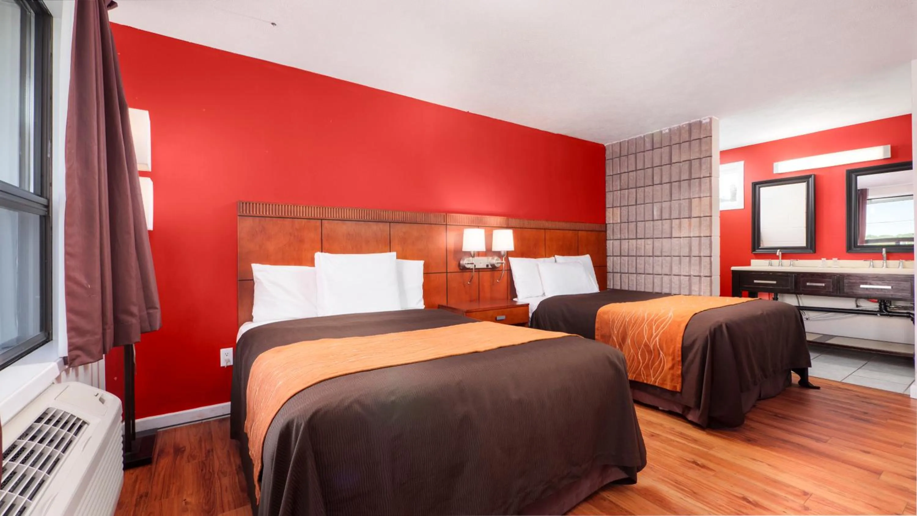 Bedroom in Coach House Inn