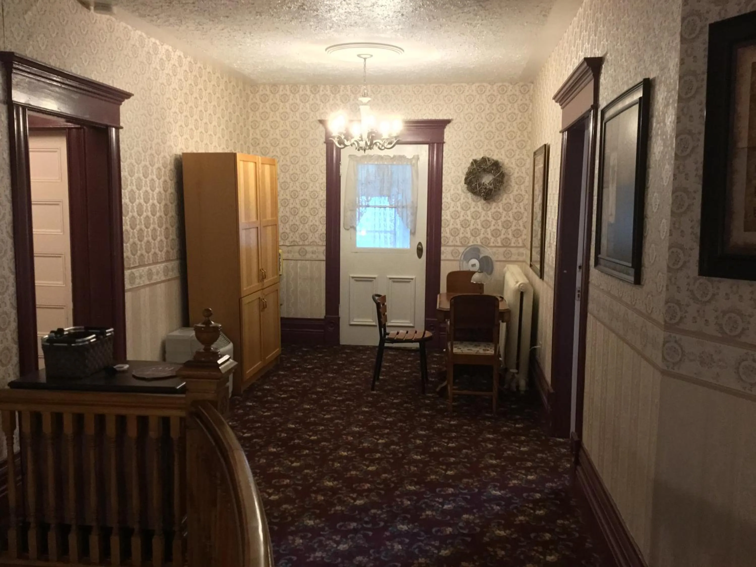 Lobby or reception in Marmora and Lake Inn and Victorian Diner