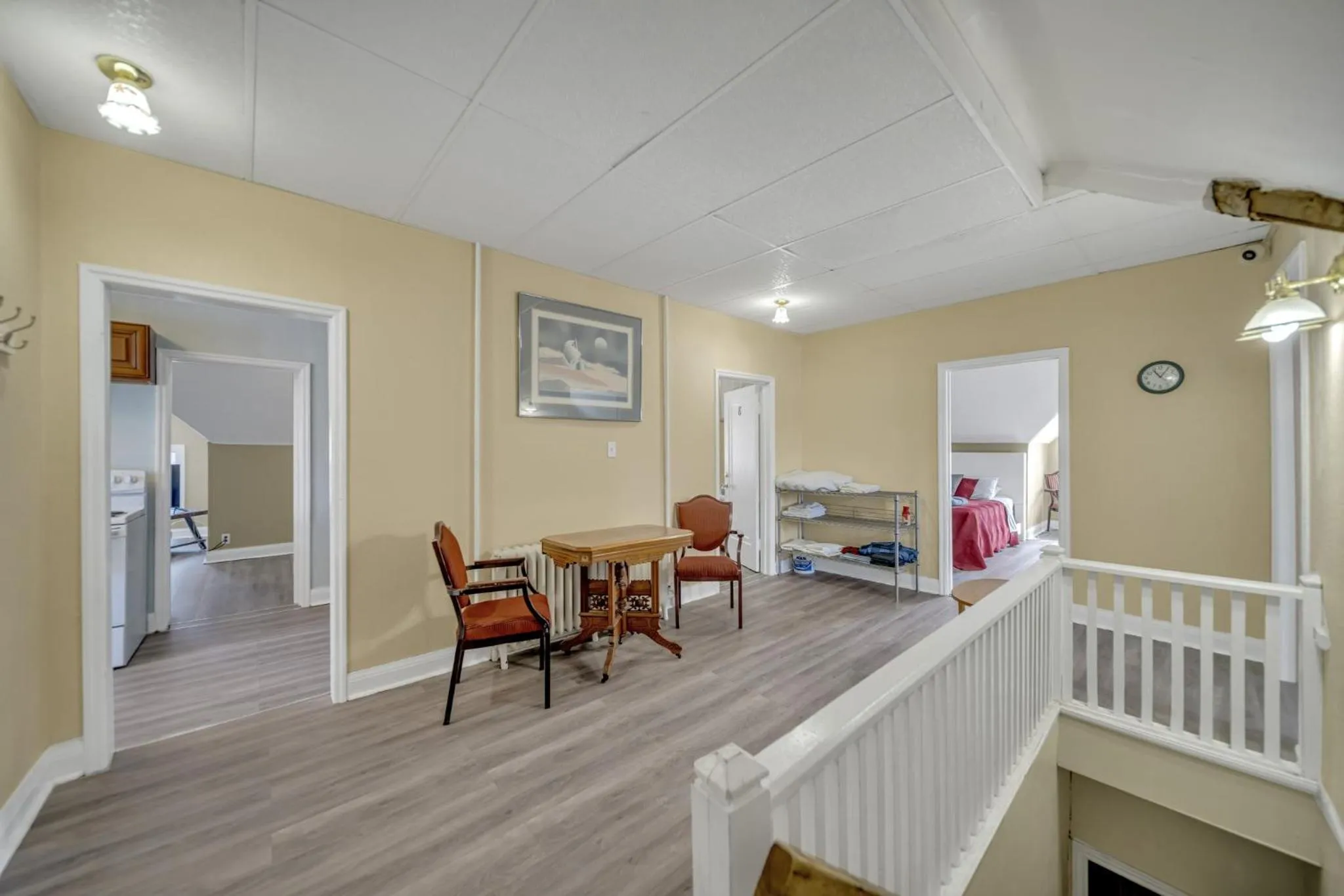 Marmora and Lake Inn and Victorian Diner