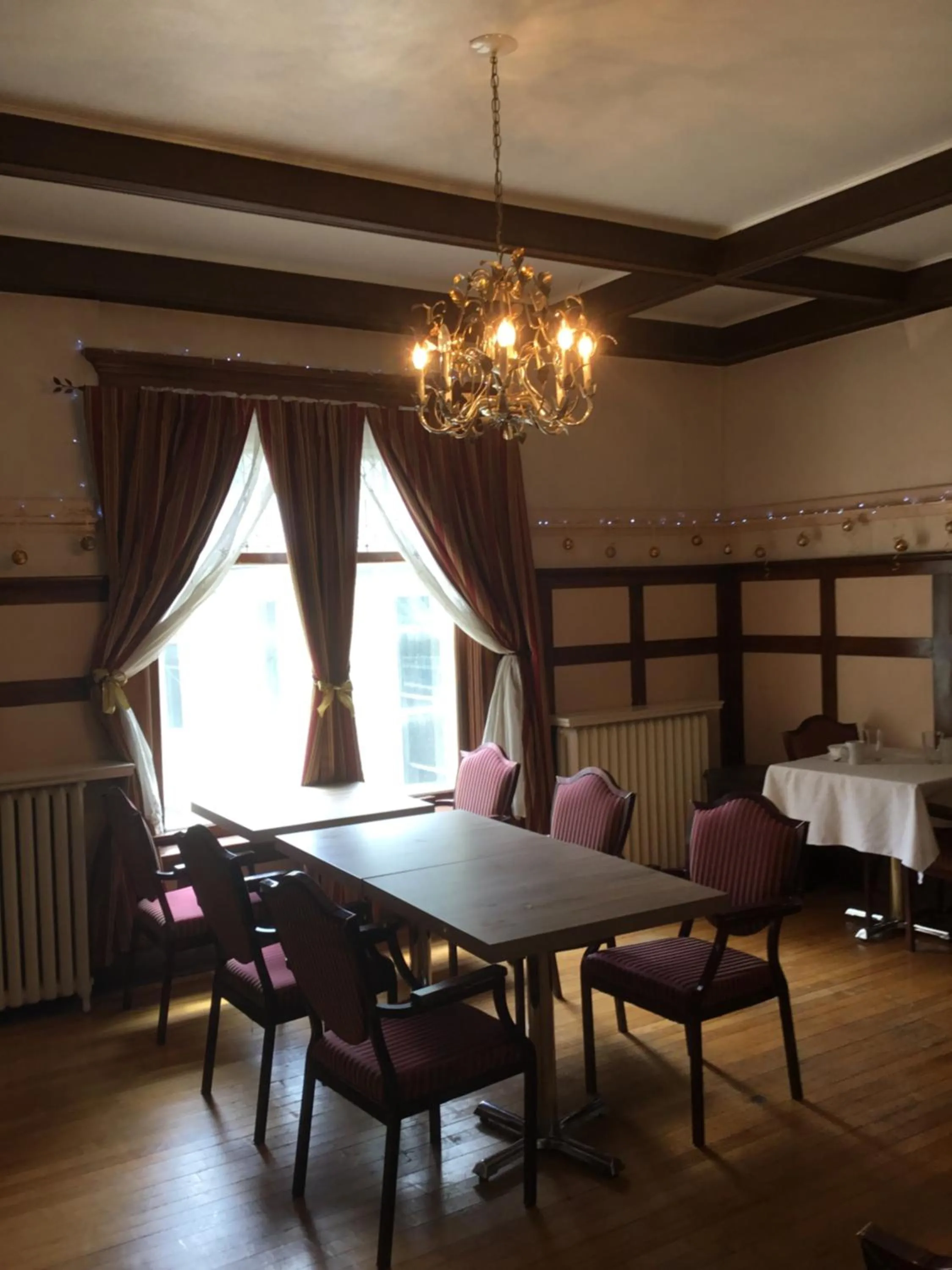 Dining area in Marmora and Lake Inn and Victorian Diner