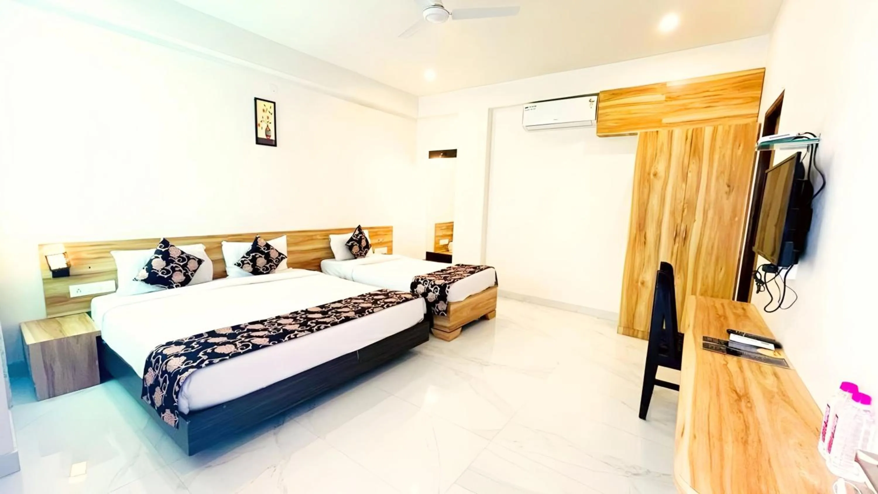 Bed in HOTEL THE CELEBRATION BY AMOD Best Hotel & Rooftop