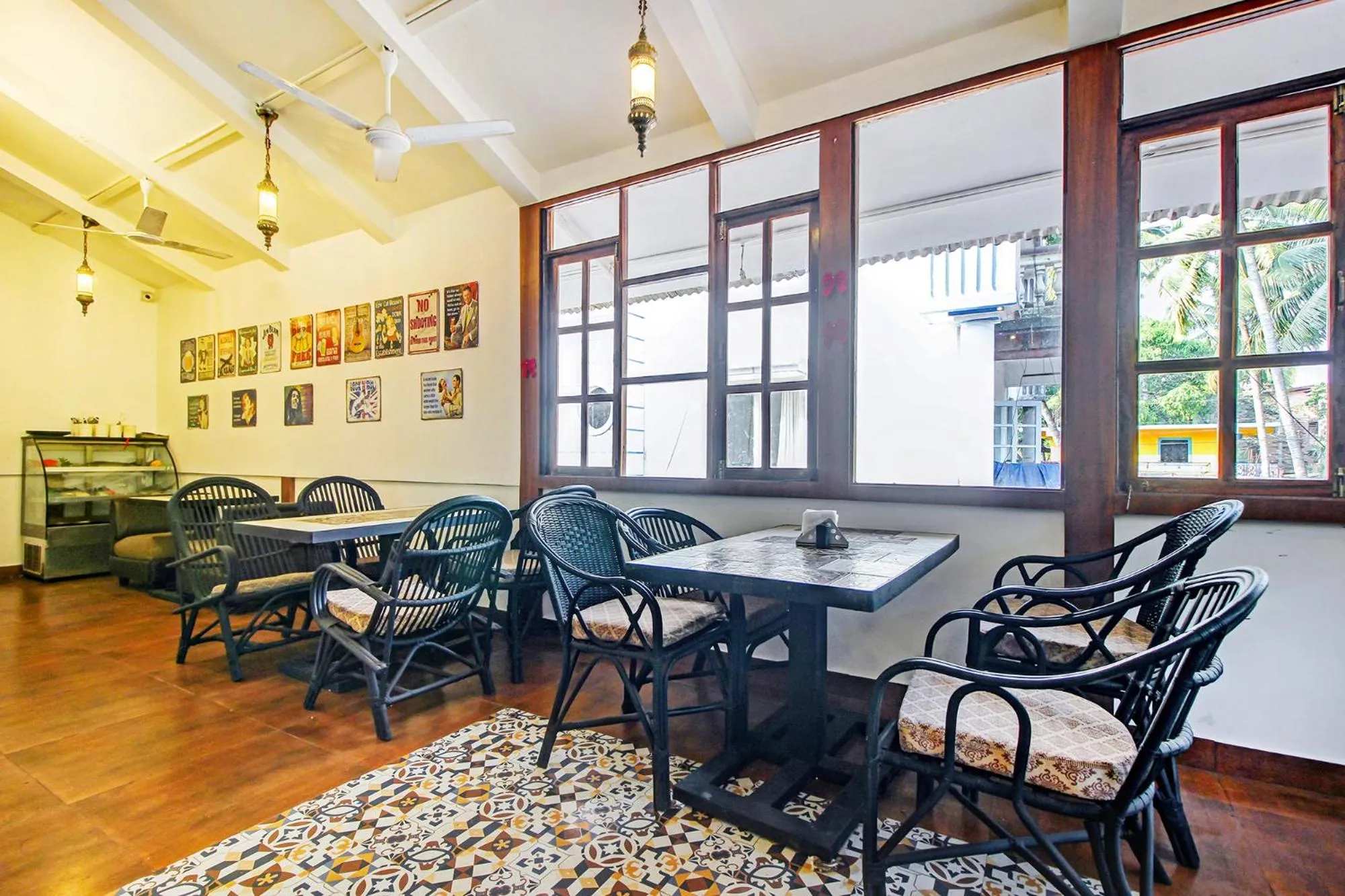 Restaurant/places to eat in FabHotel Golden Nest Deluxe - Nr Calangute Beach