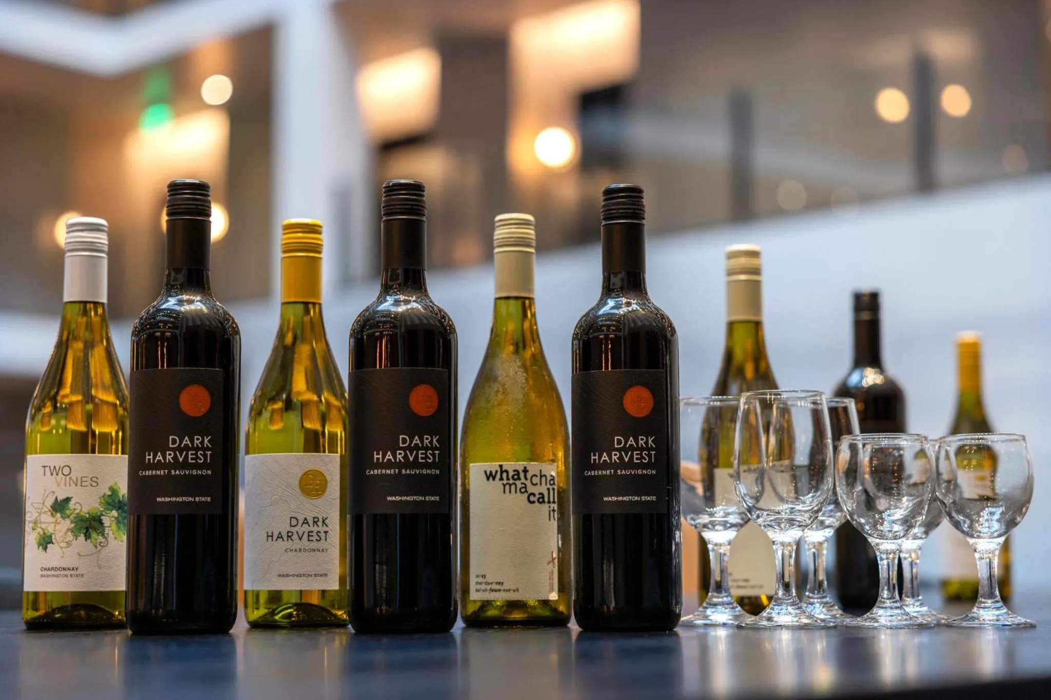 Lobby or reception in Hotel Indigo Vancouver Dwtn - Portland Area by IHG