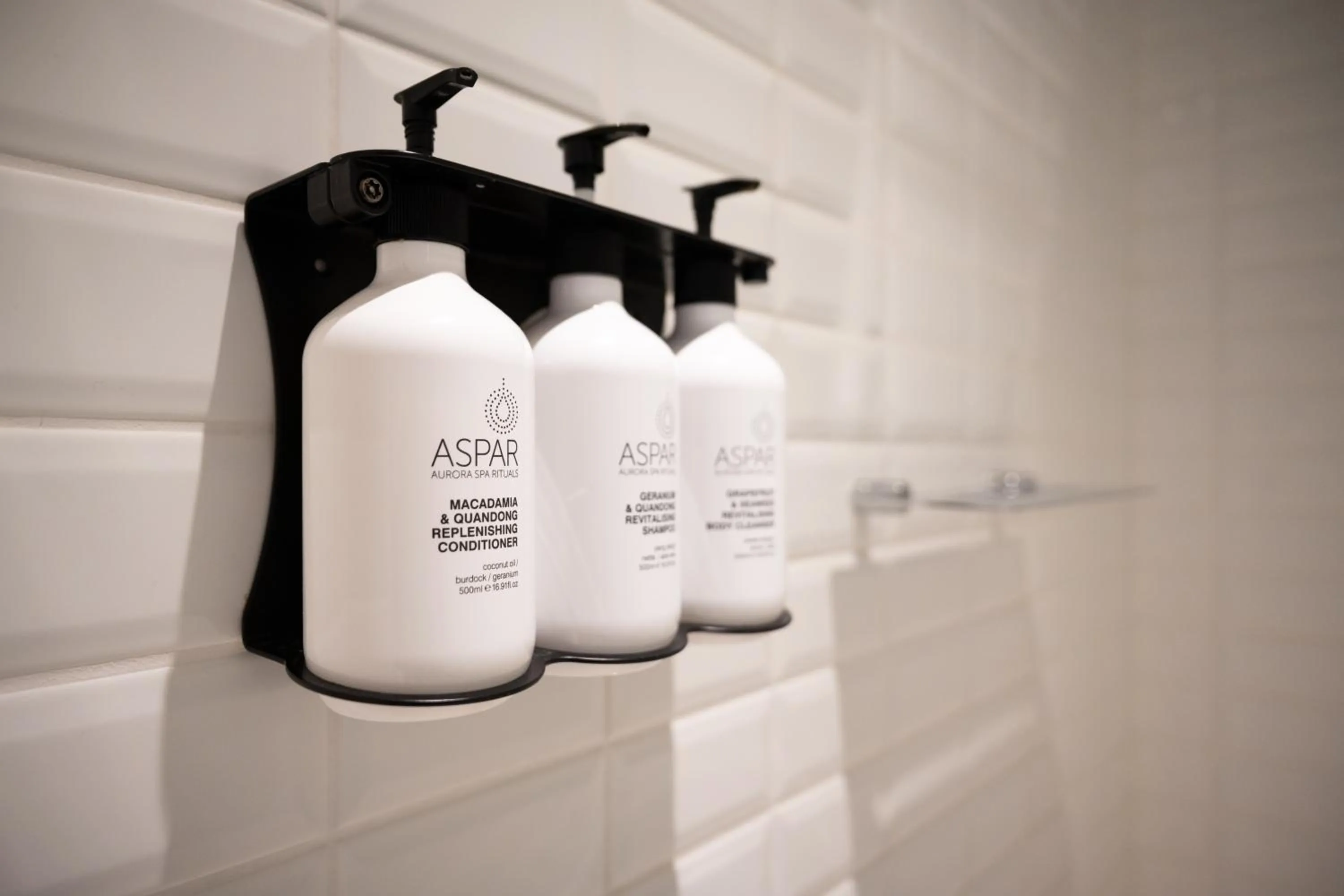 Shower in InterContinental Sorrento Mornington Peninsula