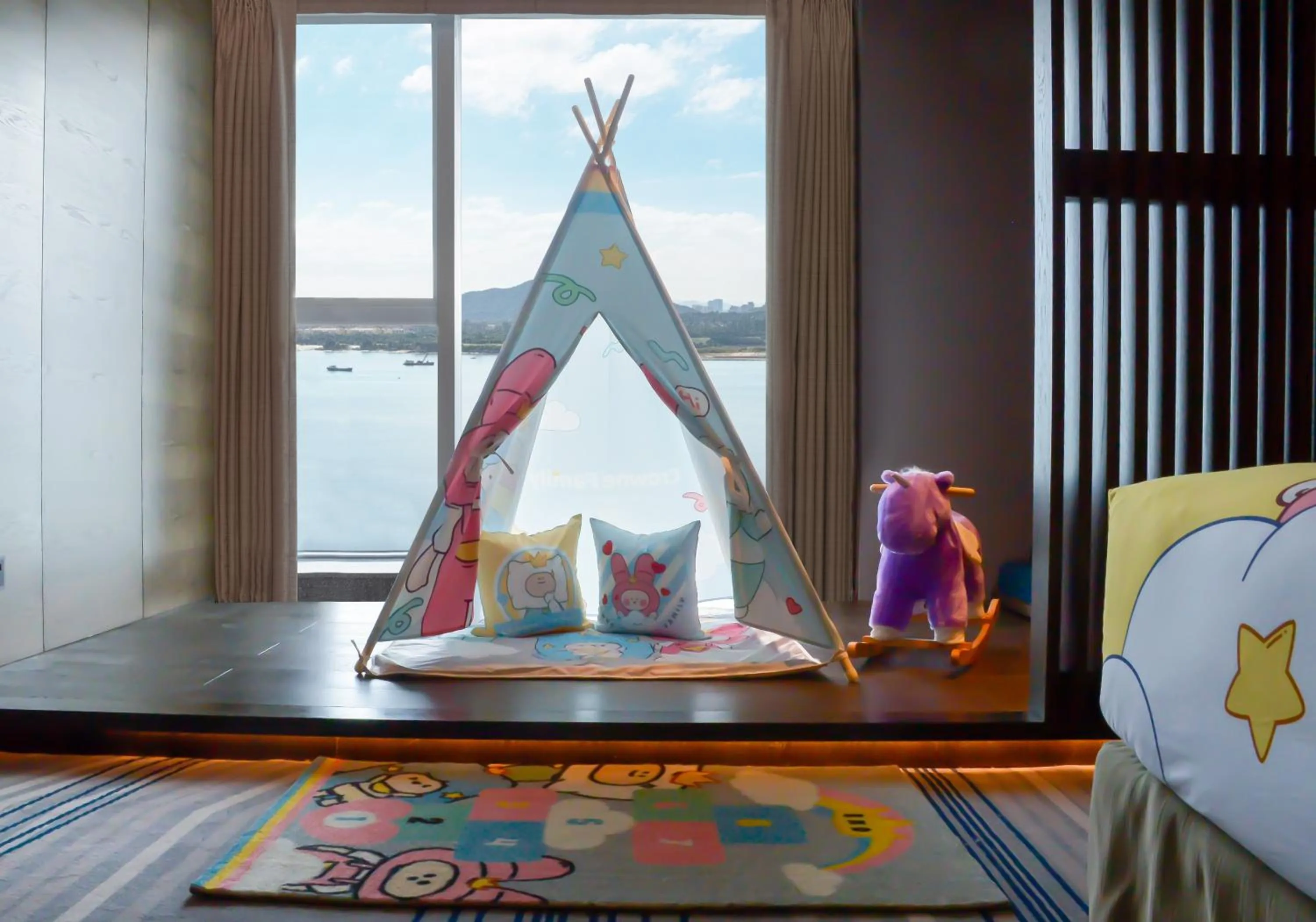 Natural landscape in Crowne Plaza Xiamen Jimei Seaview by IHG-Free Mini Bar