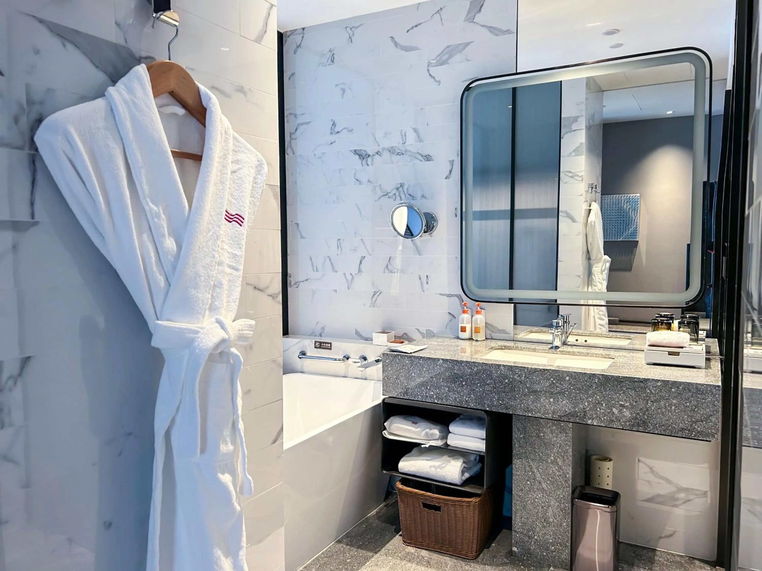 Property building in Crowne Plaza Xiamen Jimei Seaview by IHG-Free Mini Bar